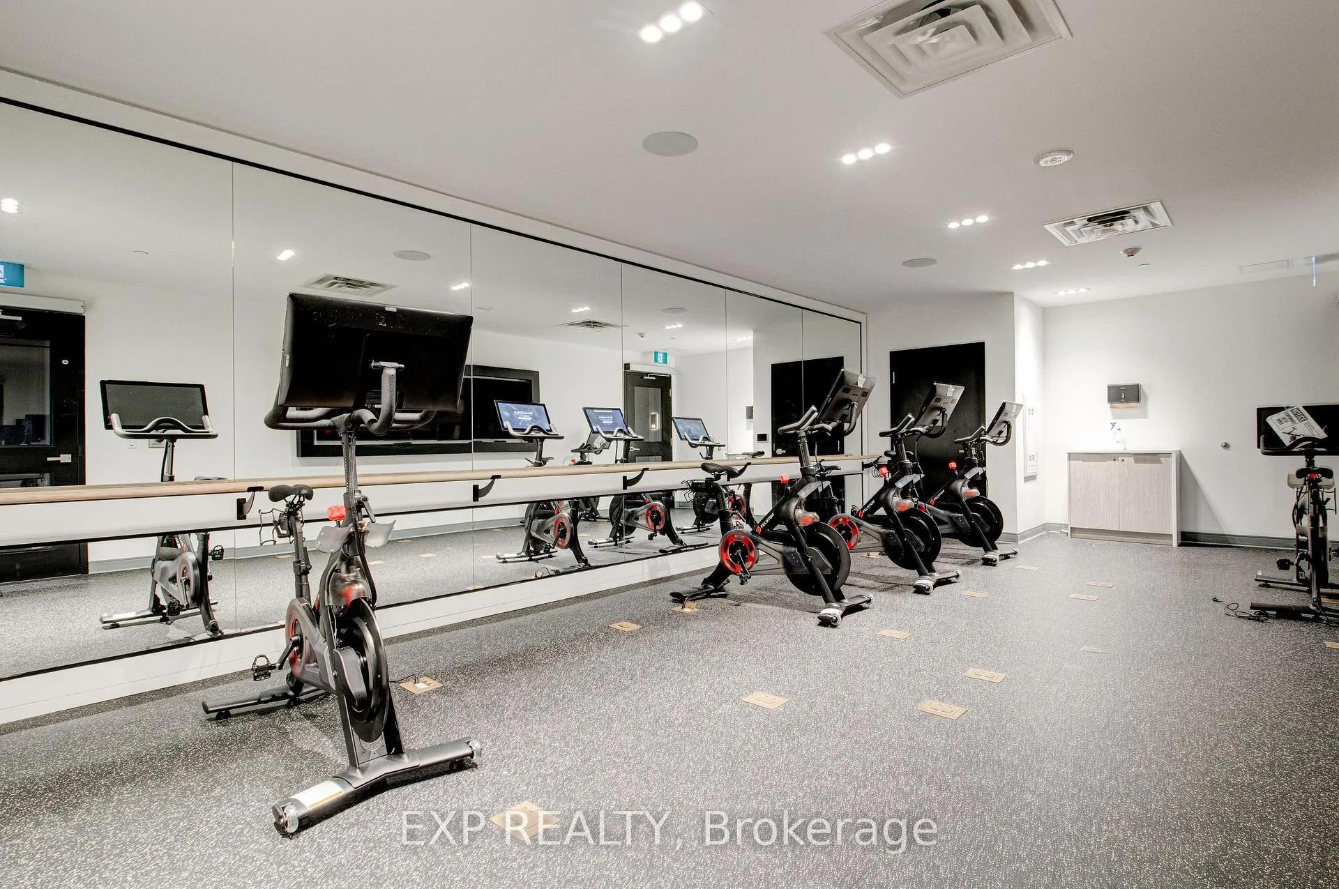 Photo 21 of Unit 207, 25 Wellington Street S, Kitchener — HOMEH