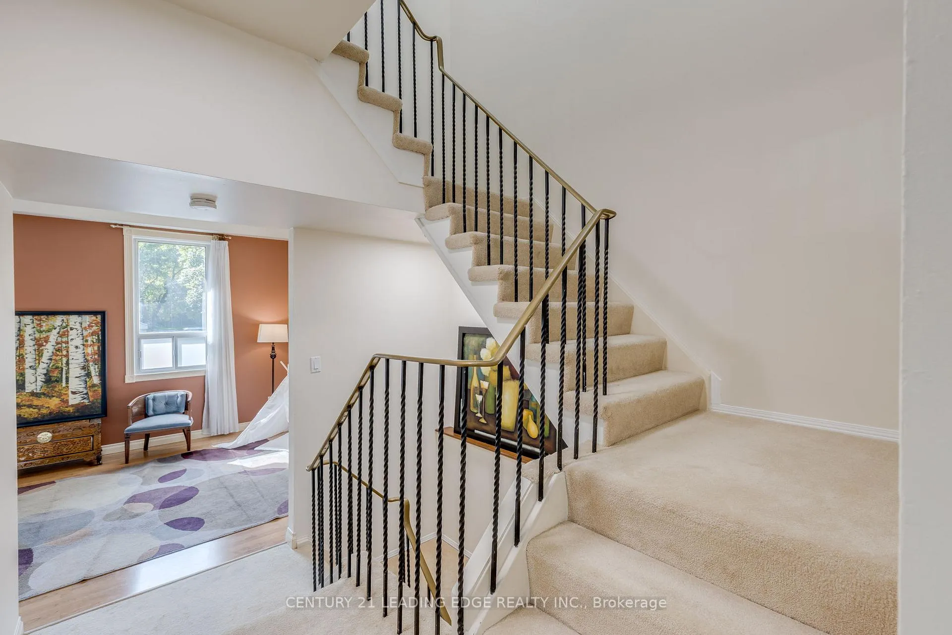 Photo 12 of 129 Poplar Crescent, Aurora, Aurora Highlands — HOMEH