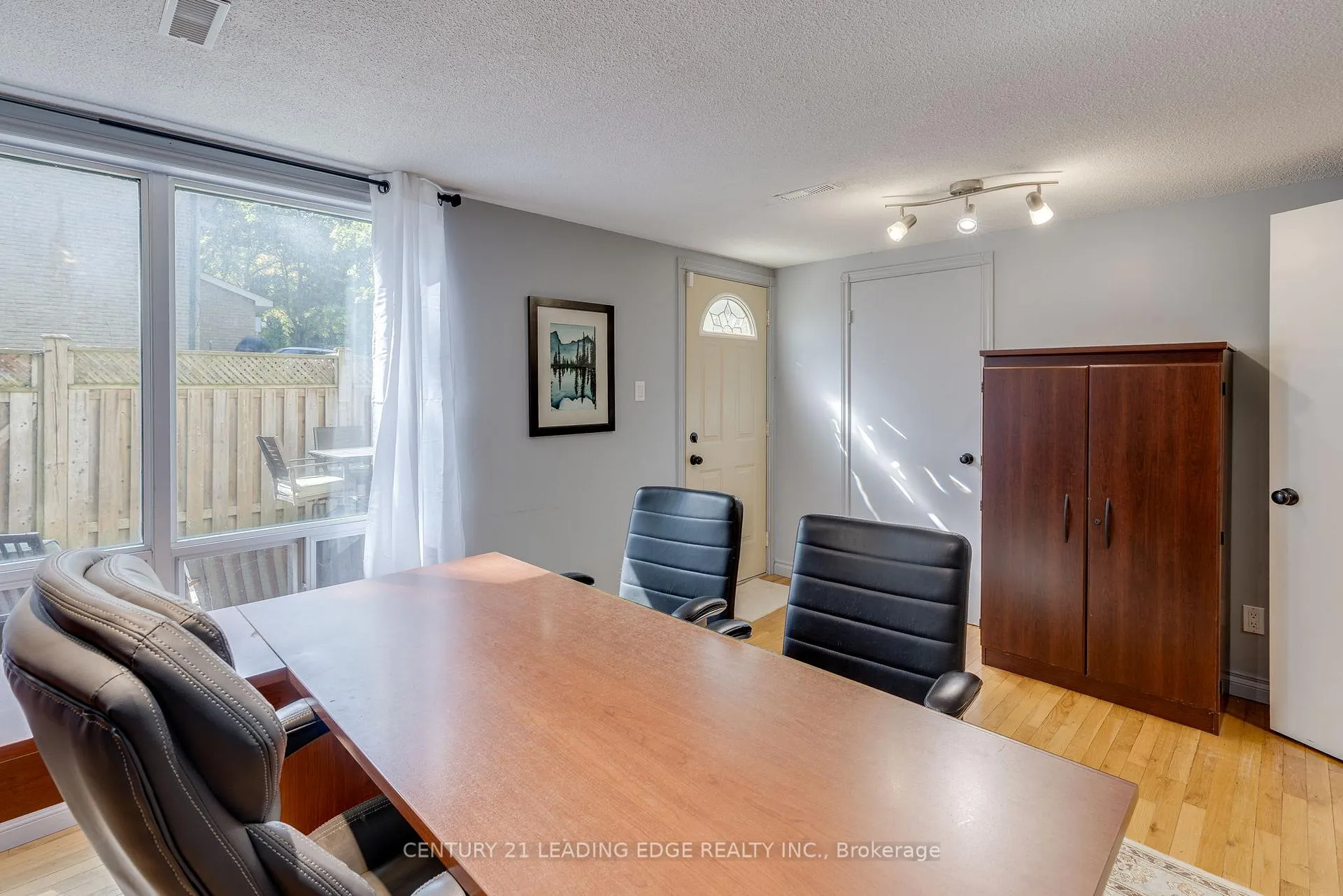 Photo 24 of 129 Poplar Crescent, Aurora, Aurora Highlands — HOMEH
