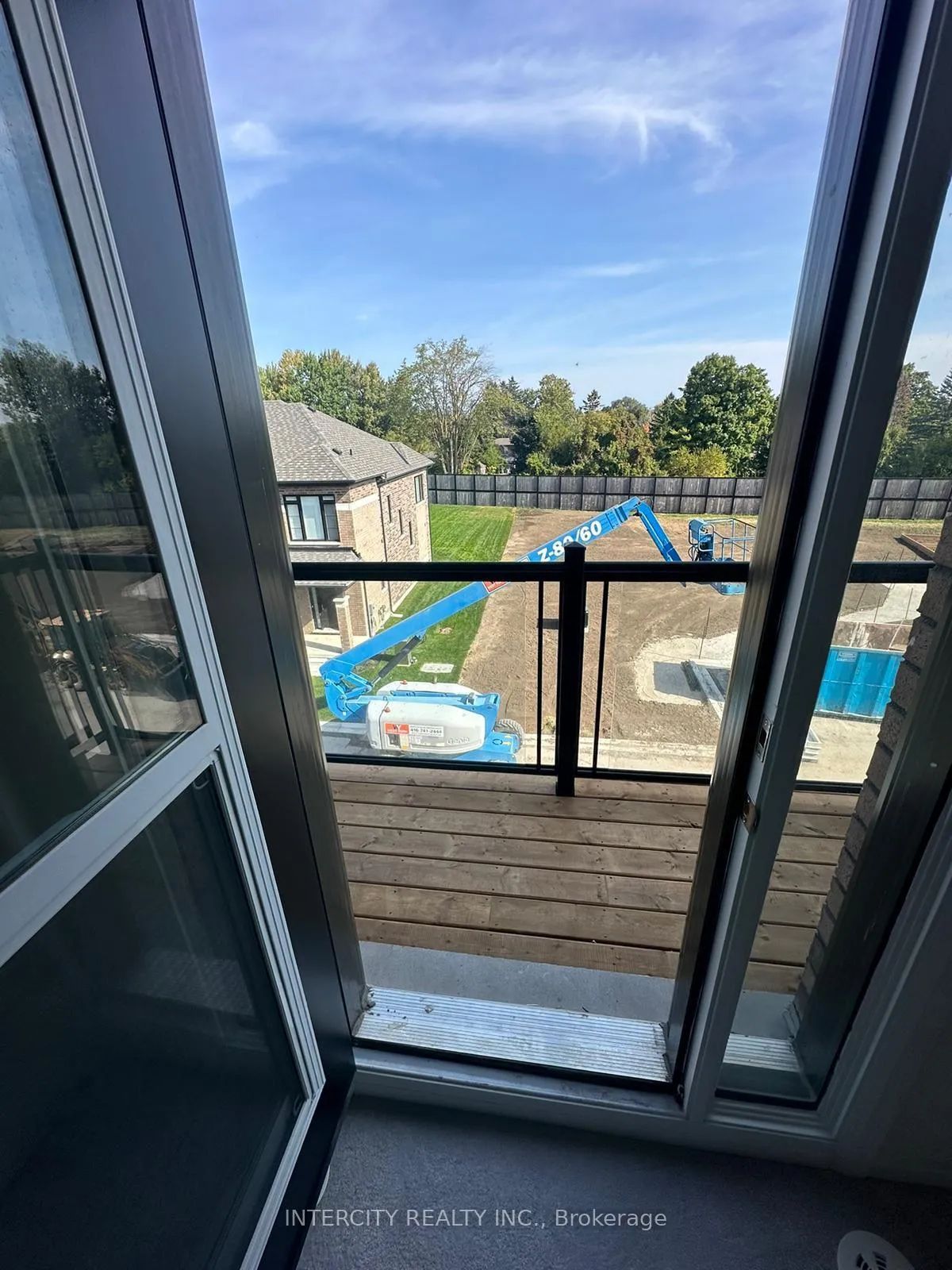 Photo 15 of 23 Bluebird Lane, Barrie, Painswick South — HOMEH