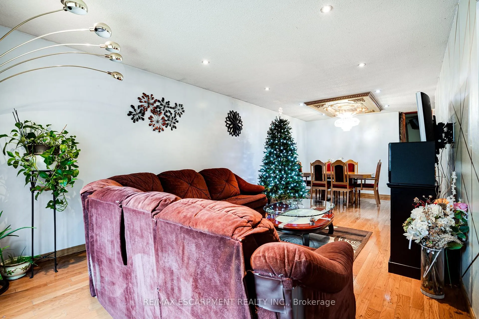 Photo 2 of 188 Clifton Downs Road, Hamilton, Gilbert — HOMEH