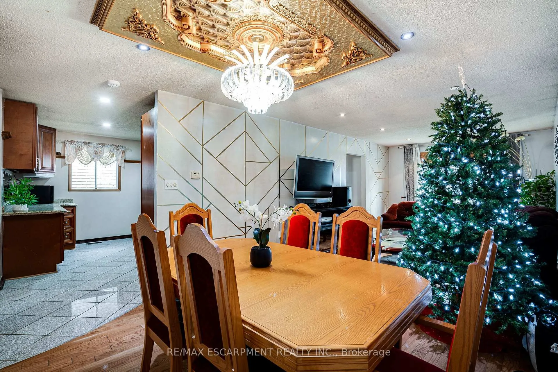 Photo 4 of 188 Clifton Downs Road, Hamilton, Gilbert — HOMEH