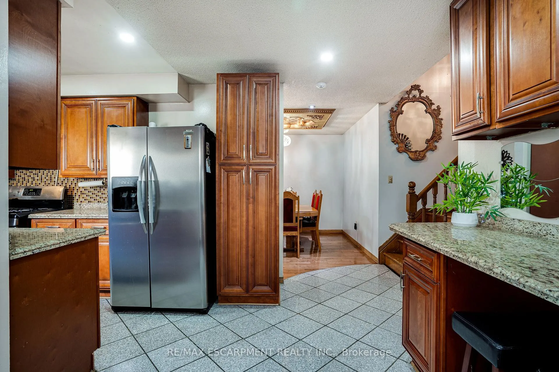 Photo 9 of 188 Clifton Downs Road, Hamilton, Gilbert — HOMEH