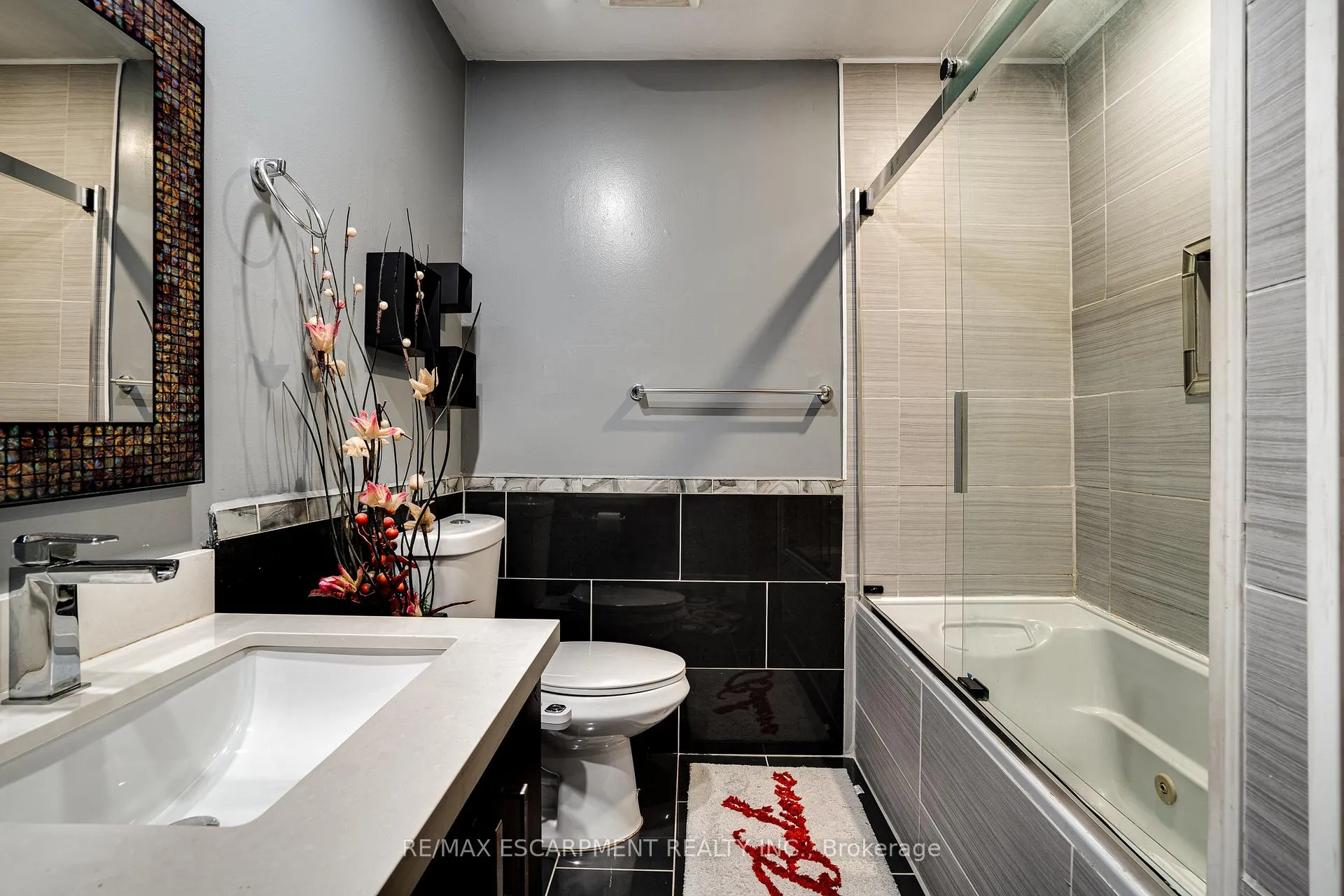Photo 13 of 188 Clifton Downs Road, Hamilton, Gilbert — HOMEH