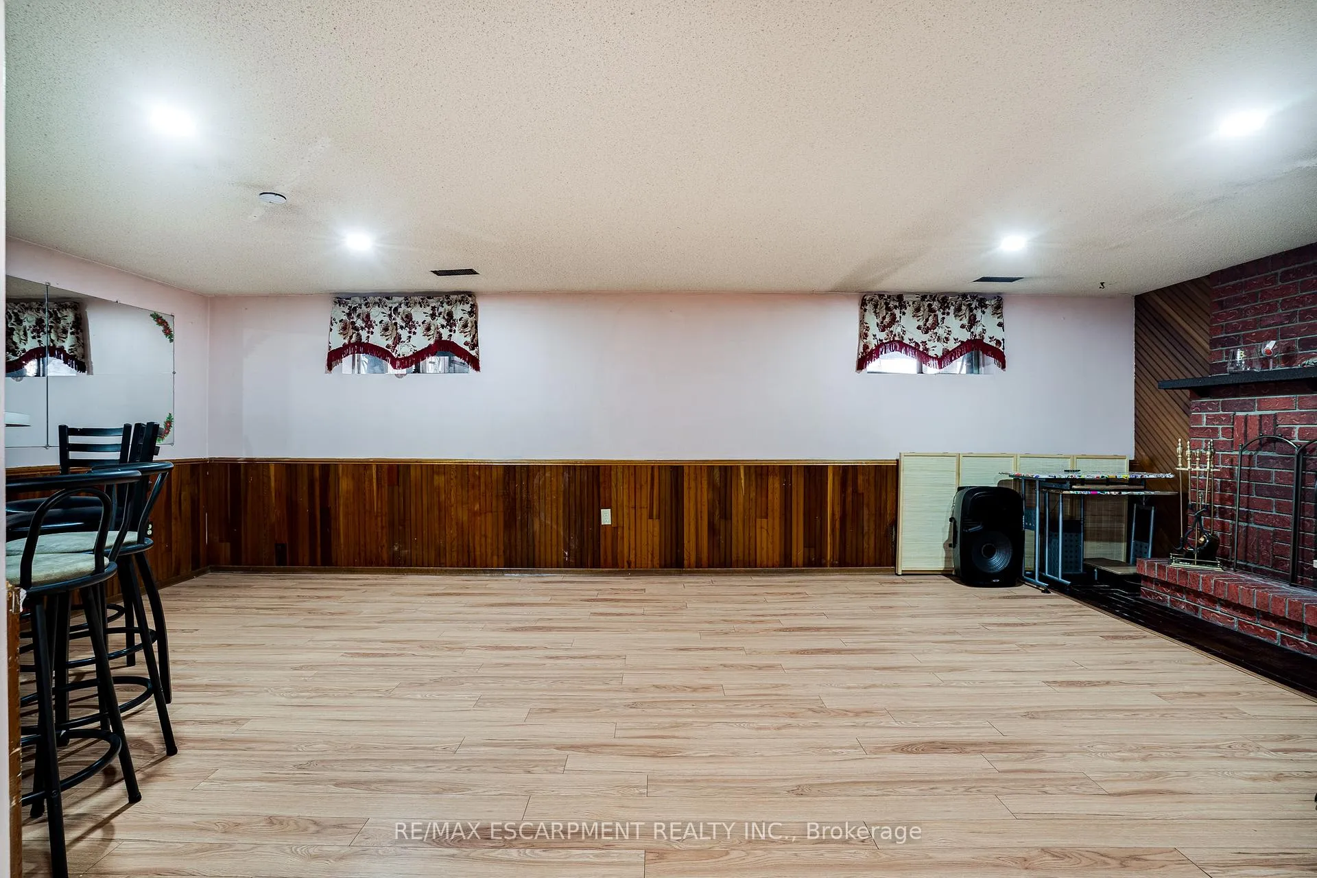 Photo 15 of 188 Clifton Downs Road, Hamilton, Gilbert — HOMEH
