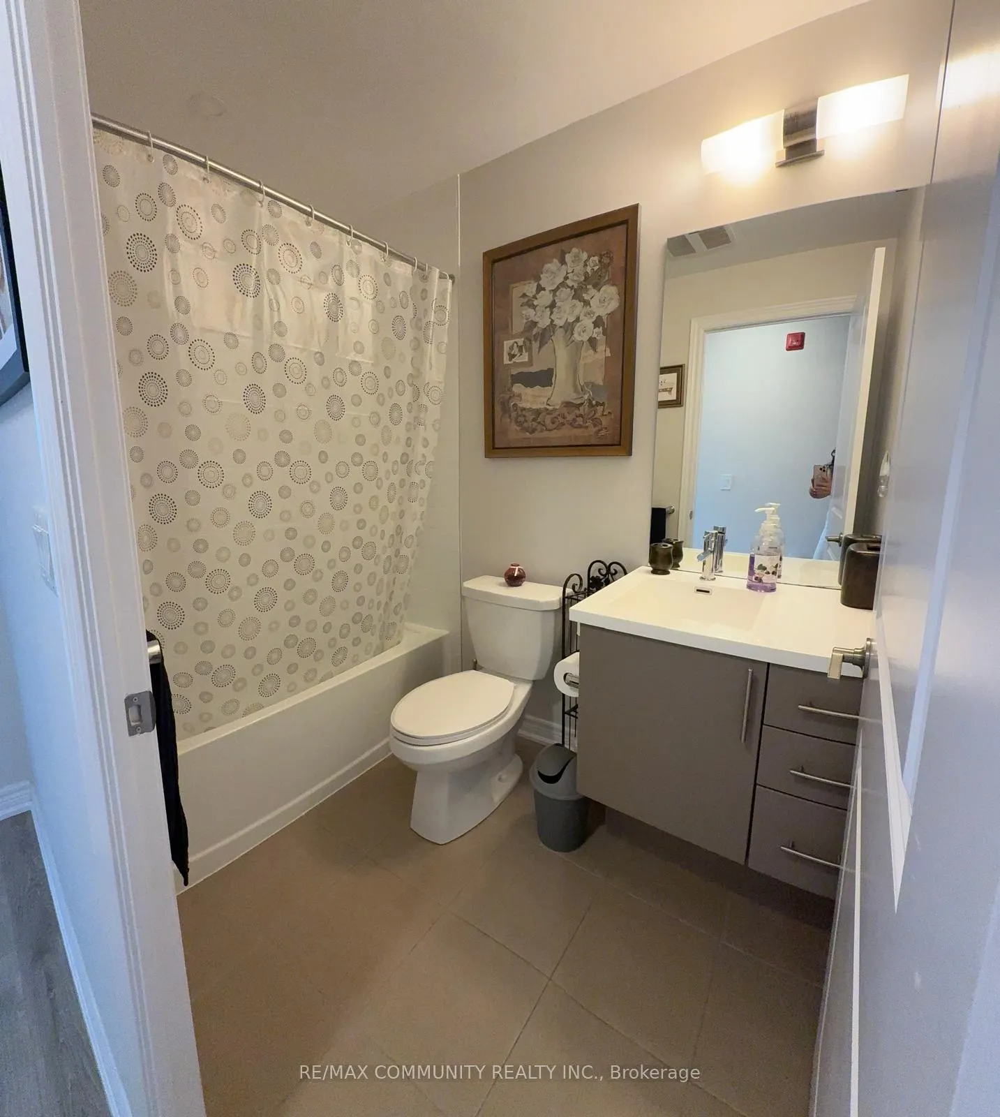 Photo 7 of Unit 419, 121 Highway 8, Hamilton, Stoney Creek — HOMEH