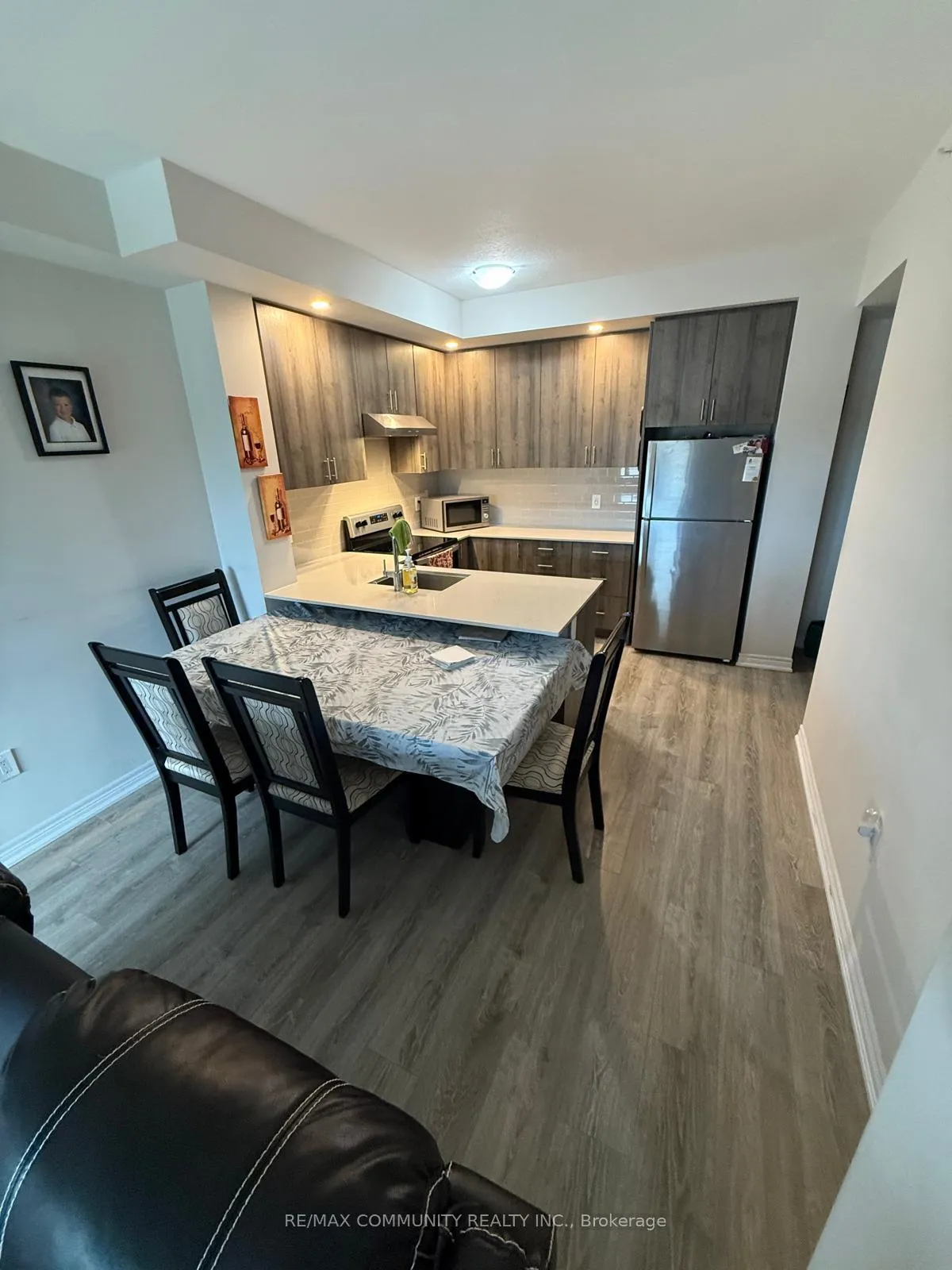 Photo 9 of Unit 419, 121 Highway 8, Hamilton, Stoney Creek — HOMEH