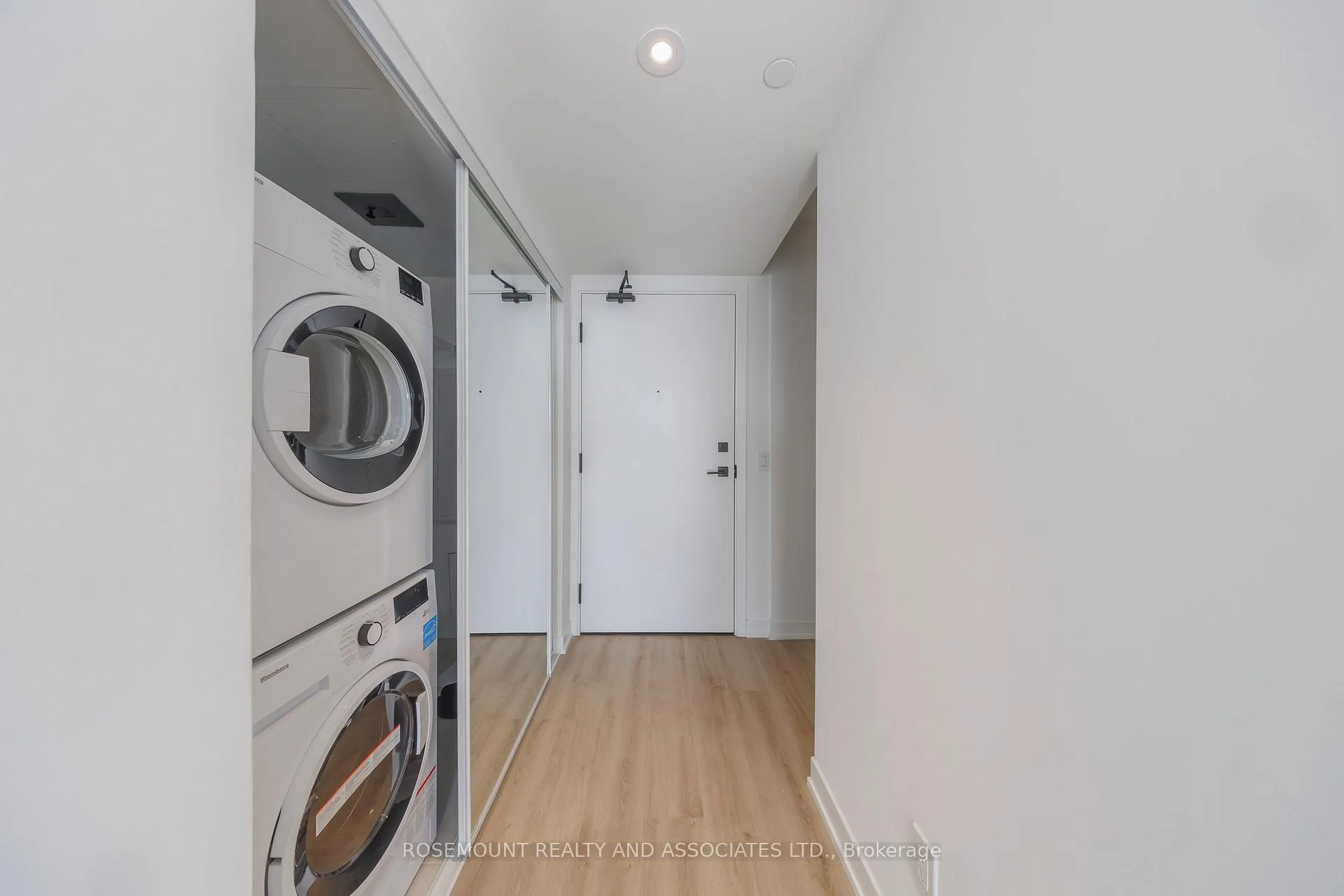 Photo 10 of Unit 5016, 319 Jarvis Street, Toronto, Moss Park — HOMEH