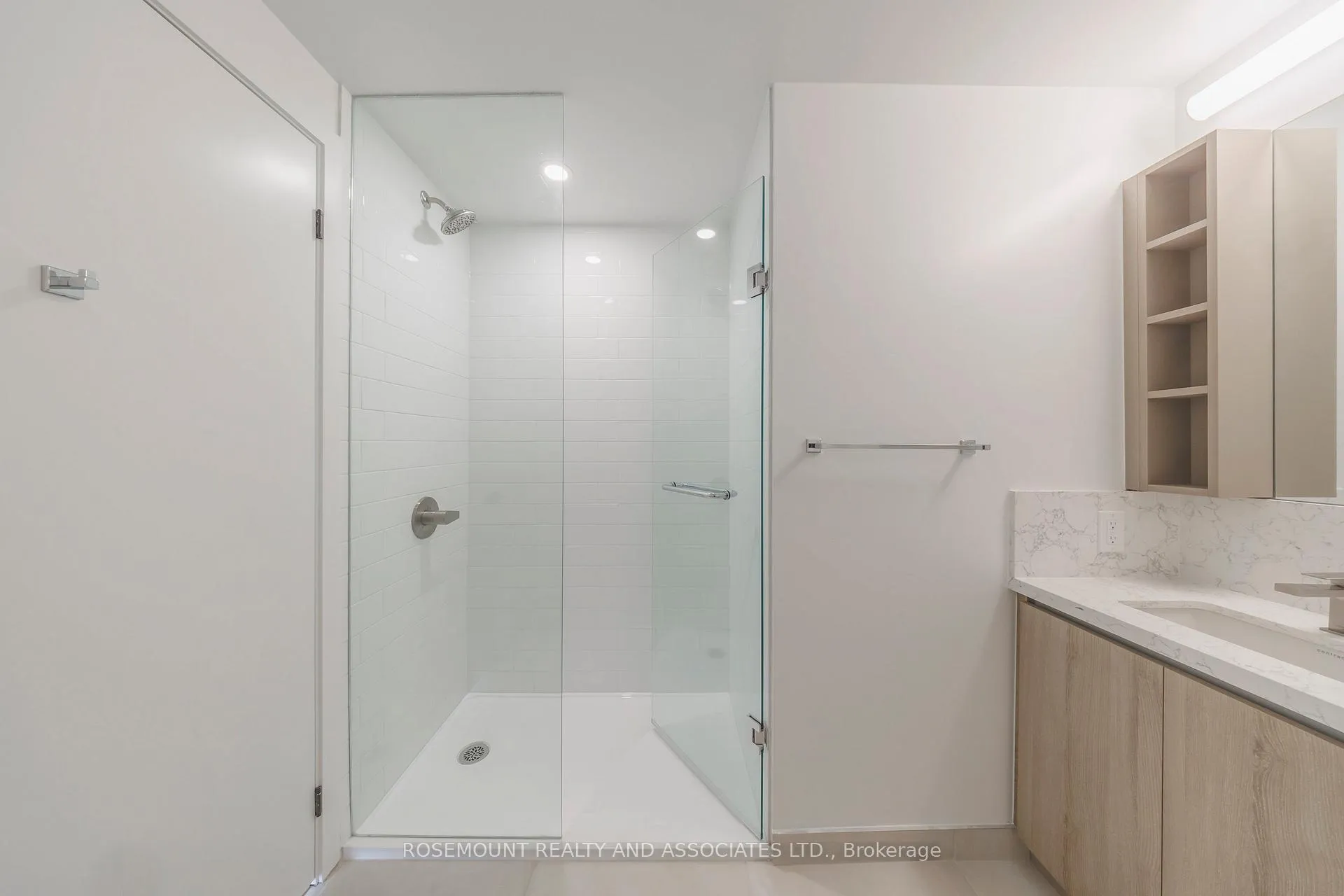 Photo 12 of Unit 5016, 319 Jarvis Street, Toronto, Moss Park — HOMEH