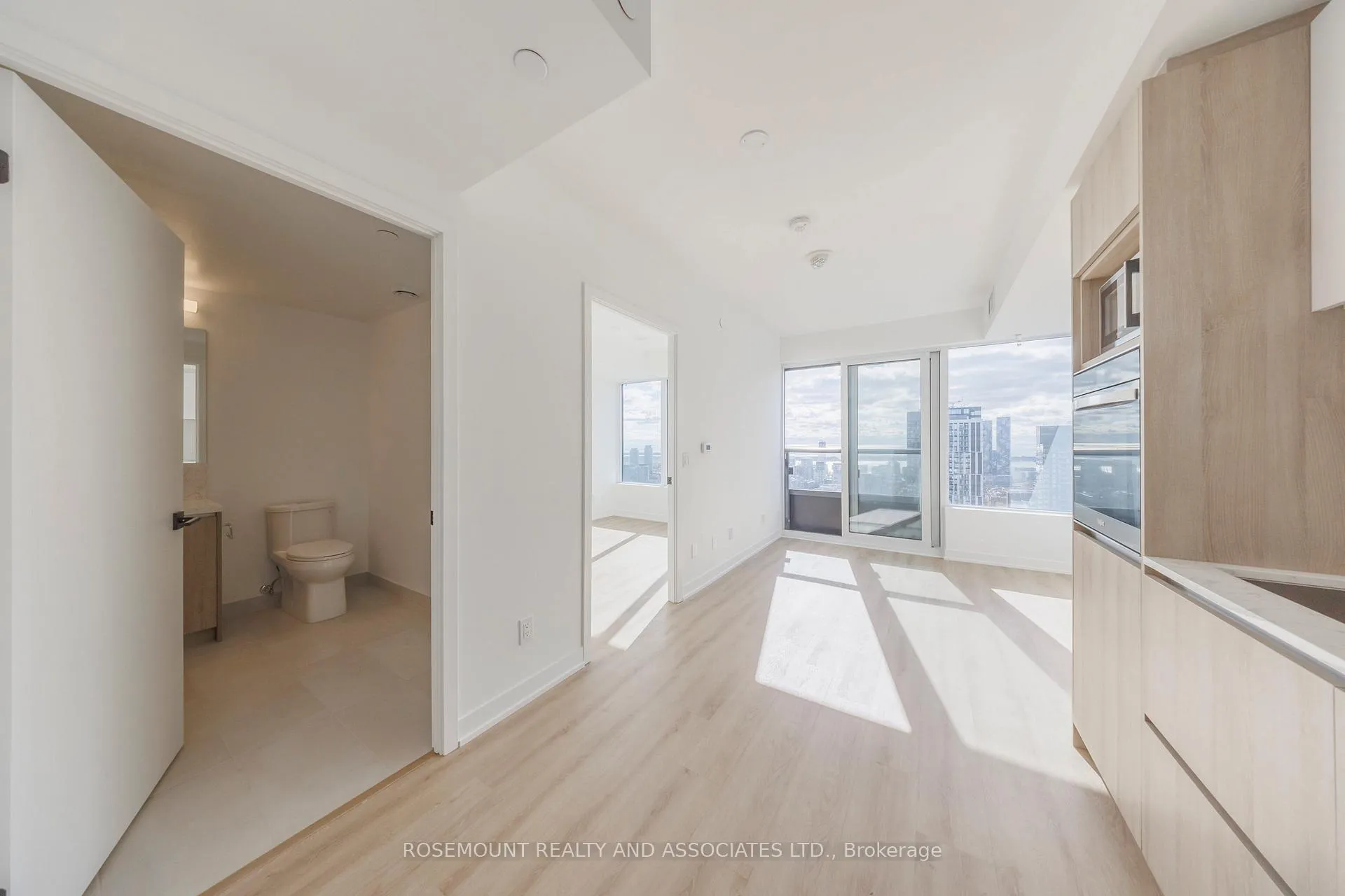 Photo 15 of Unit 5016, 319 Jarvis Street, Toronto, Moss Park — HOMEH