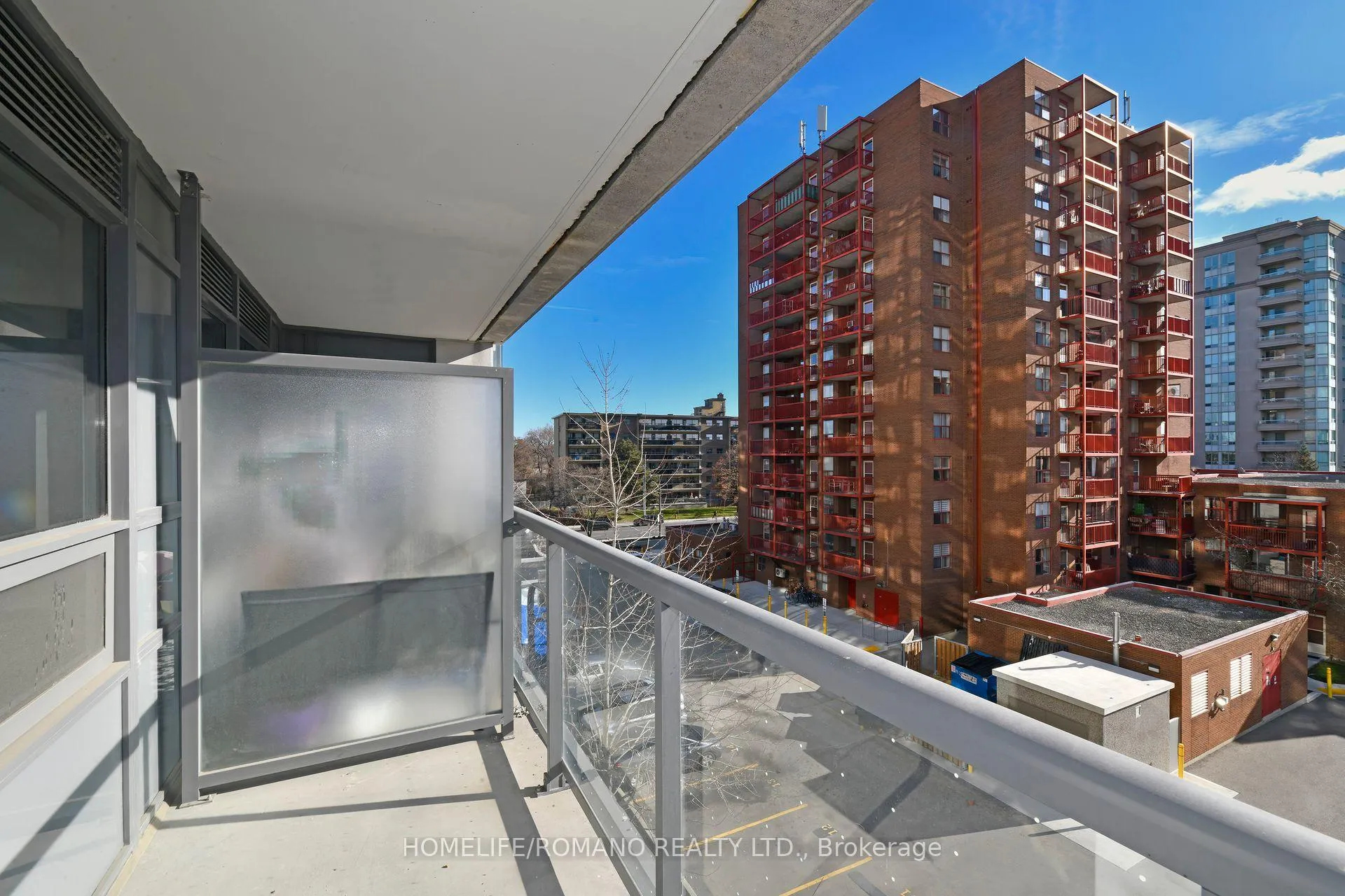 Photo 12 of Unit 427, 35 Saranac Boulevard, Toronto, Englemount-Lawrence — HOMEH