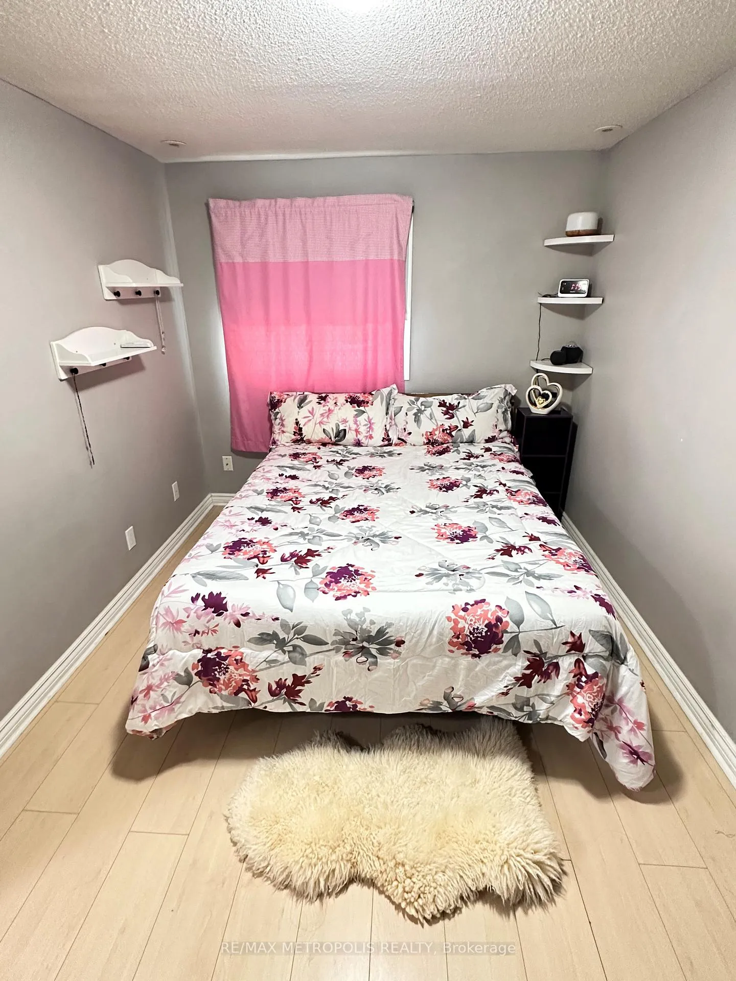 Photo 18 of Unit 2, 2994 Meadowbrook Lane, Windsor — HOMEH