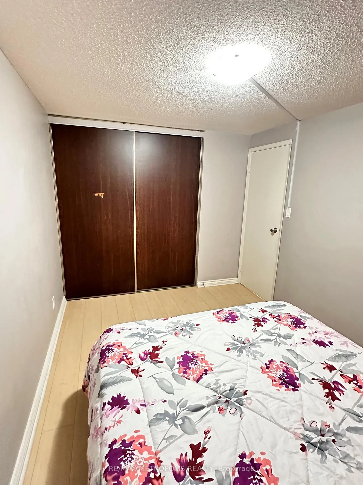 Photo 19 of Unit 2, 2994 Meadowbrook Lane, Windsor — HOMEH