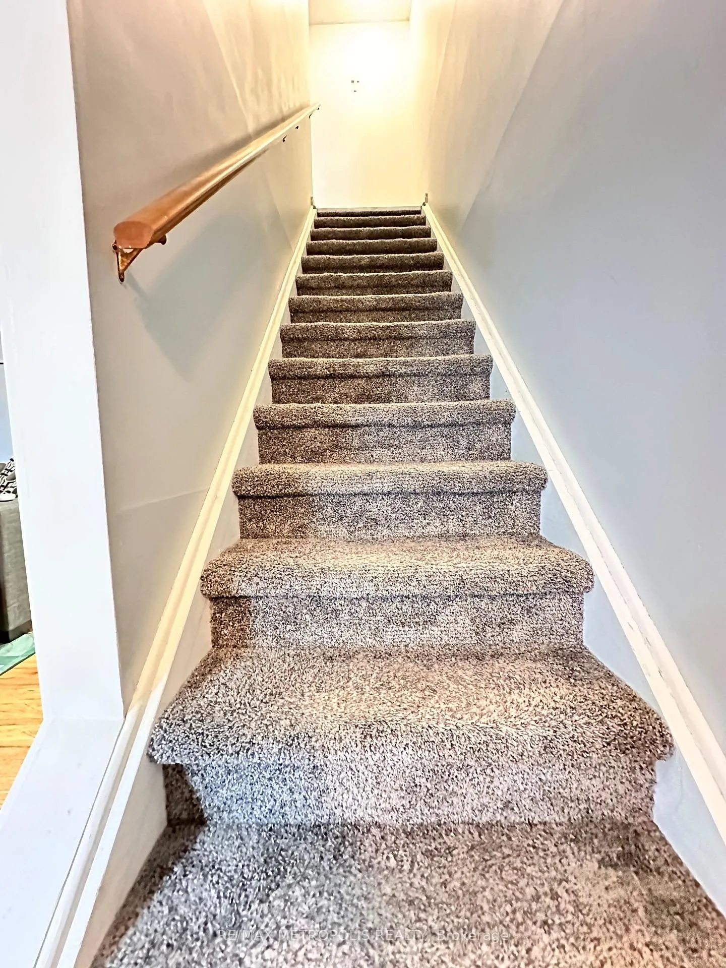 Photo 22 of Unit 2, 2994 Meadowbrook Lane, Windsor — HOMEH
