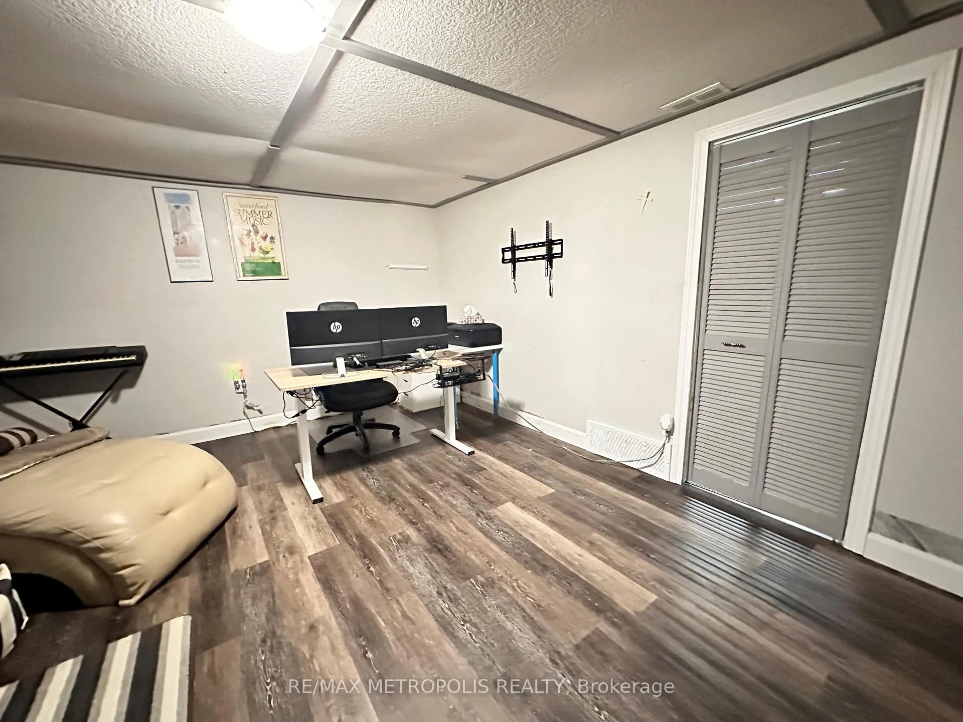 Photo 31 of Unit 2, 2994 Meadowbrook Lane, Windsor — HOMEH