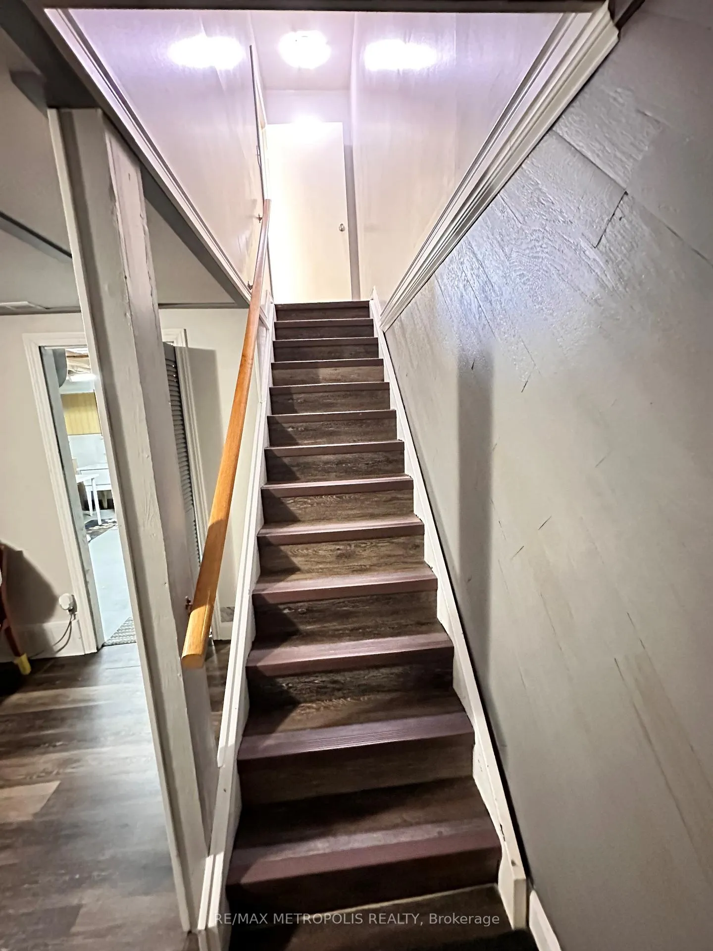 Photo 34 of Unit 2, 2994 Meadowbrook Lane, Windsor — HOMEH