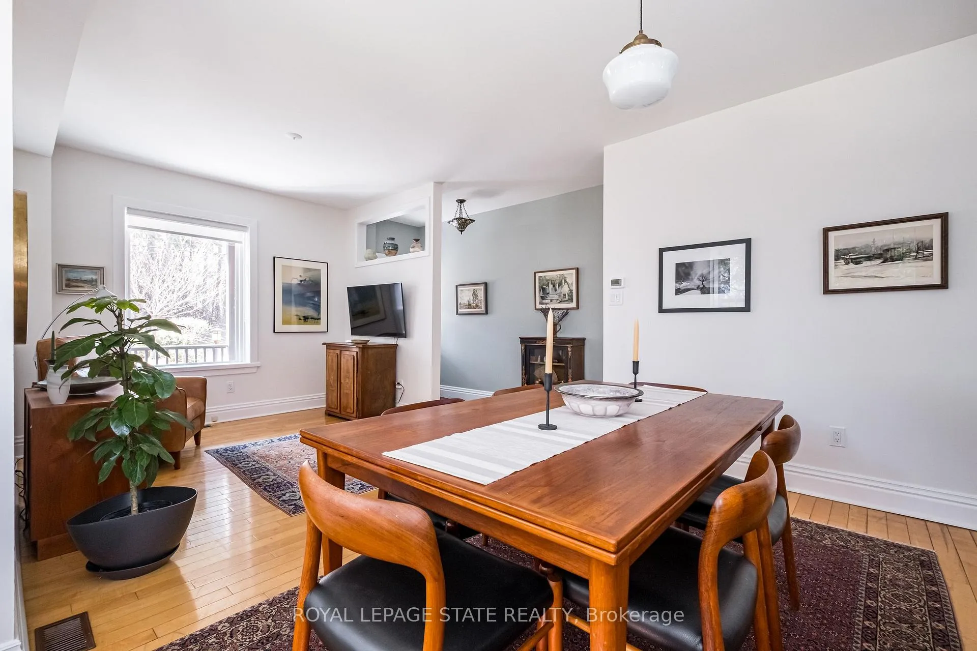 Photo 8 of 60 Hillcrest Avenue, Hamilton, Kirkendall — HOMEH