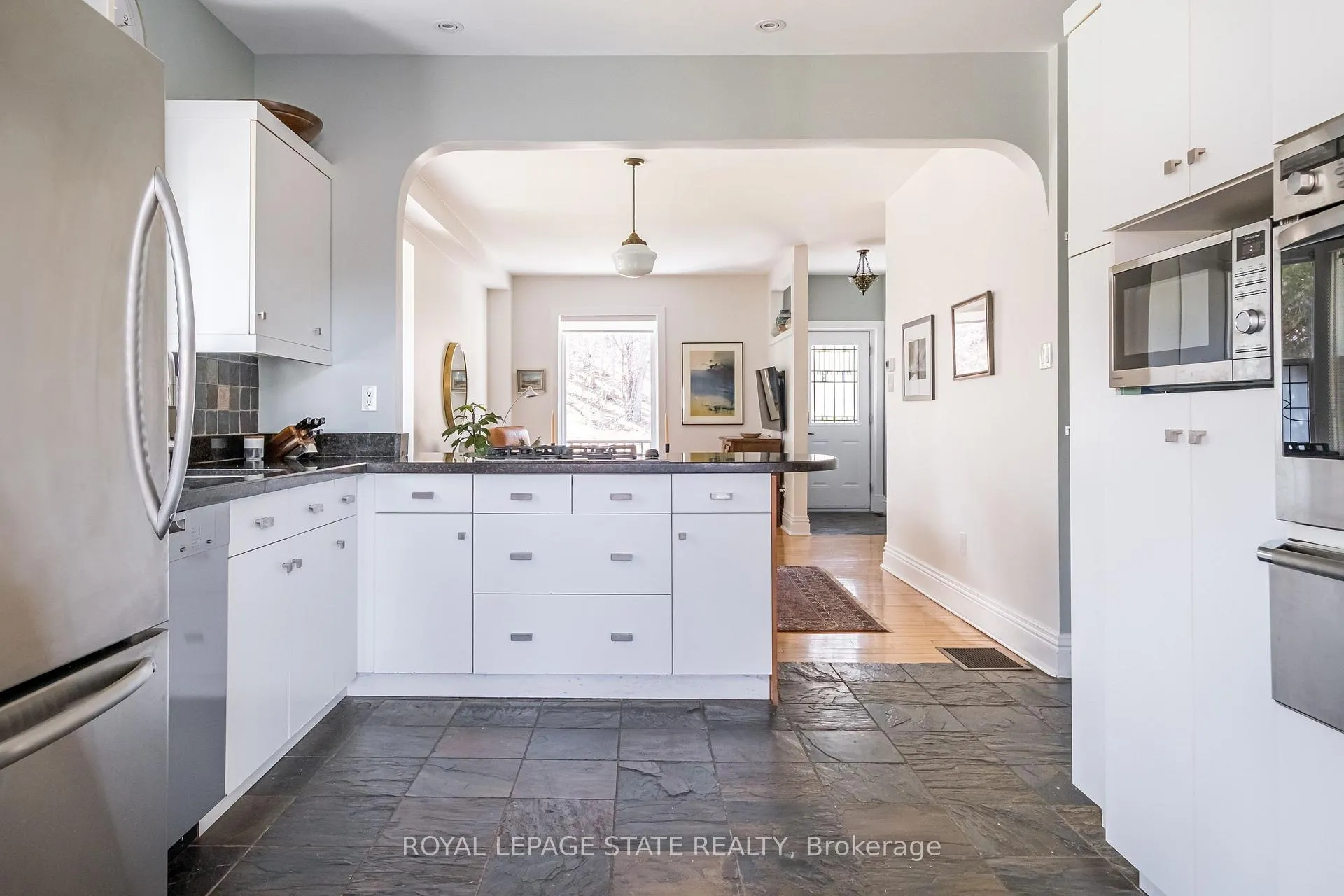 Photo 14 of 60 Hillcrest Avenue, Hamilton, Kirkendall — HOMEH