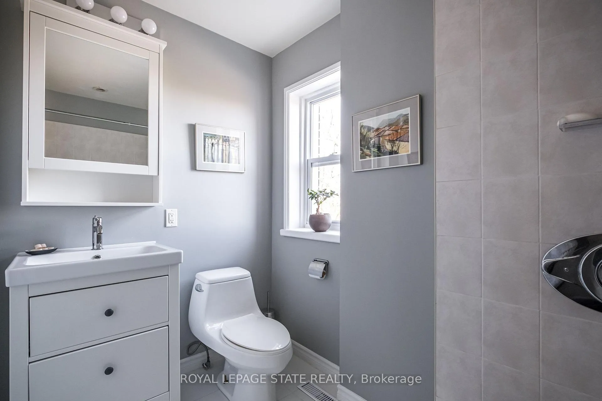 Photo 33 of 60 Hillcrest Avenue, Hamilton, Kirkendall — HOMEH