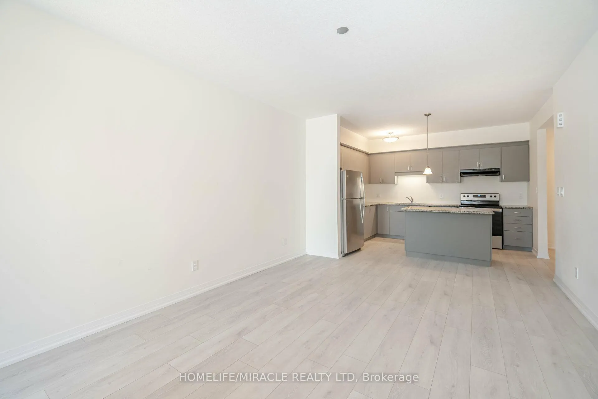 Photo 7 of Unit 83, 261 Woodbine Avenue, Kitchener — HOMEH