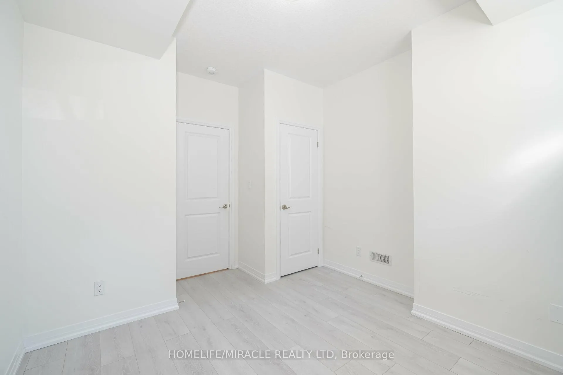 Photo 23 of Unit 83, 261 Woodbine Avenue, Kitchener — HOMEH