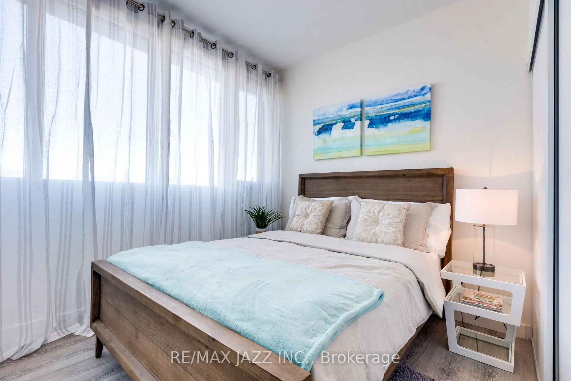 Photo 12 of Unit 1014, 100 Bond Street E, Oshawa, O'Neill — HOMEH