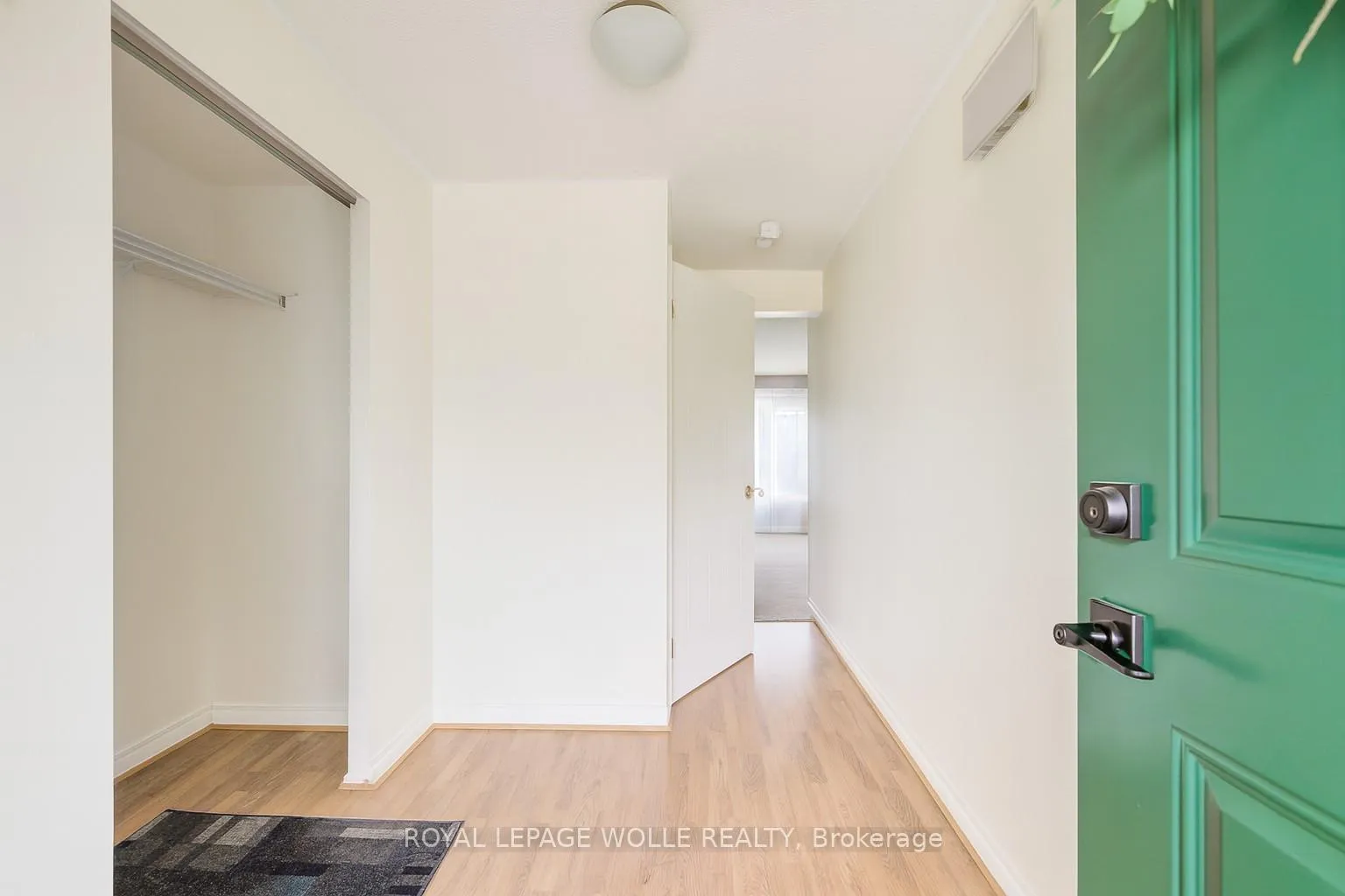 Photo 4 of Unit 17, 465 Woolwich Street N, Waterloo — HOMEH