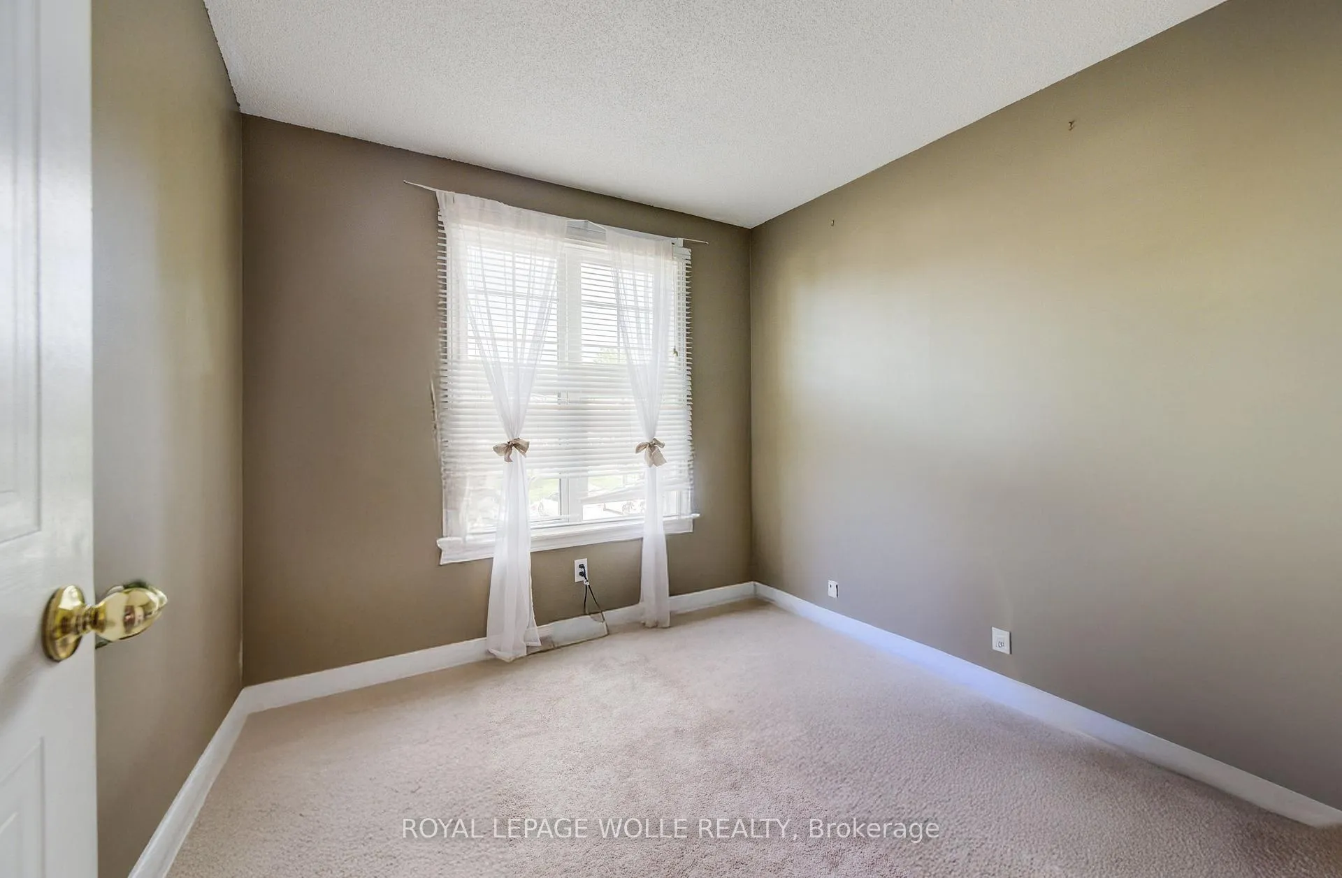 Photo 15 of Unit 17, 465 Woolwich Street N, Waterloo — HOMEH