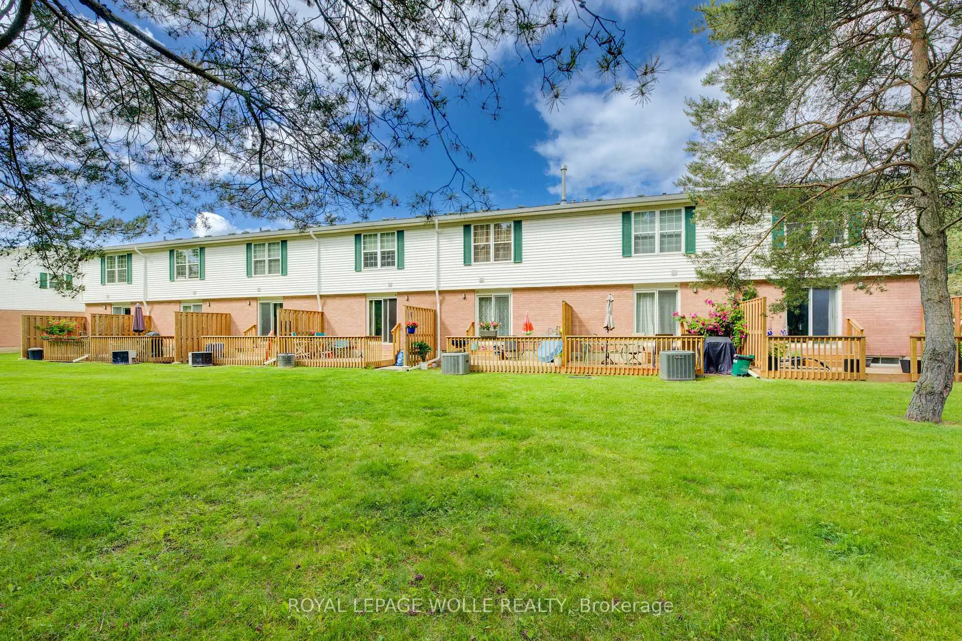 Photo 23 of Unit 17, 465 Woolwich Street N, Waterloo — HOMEH