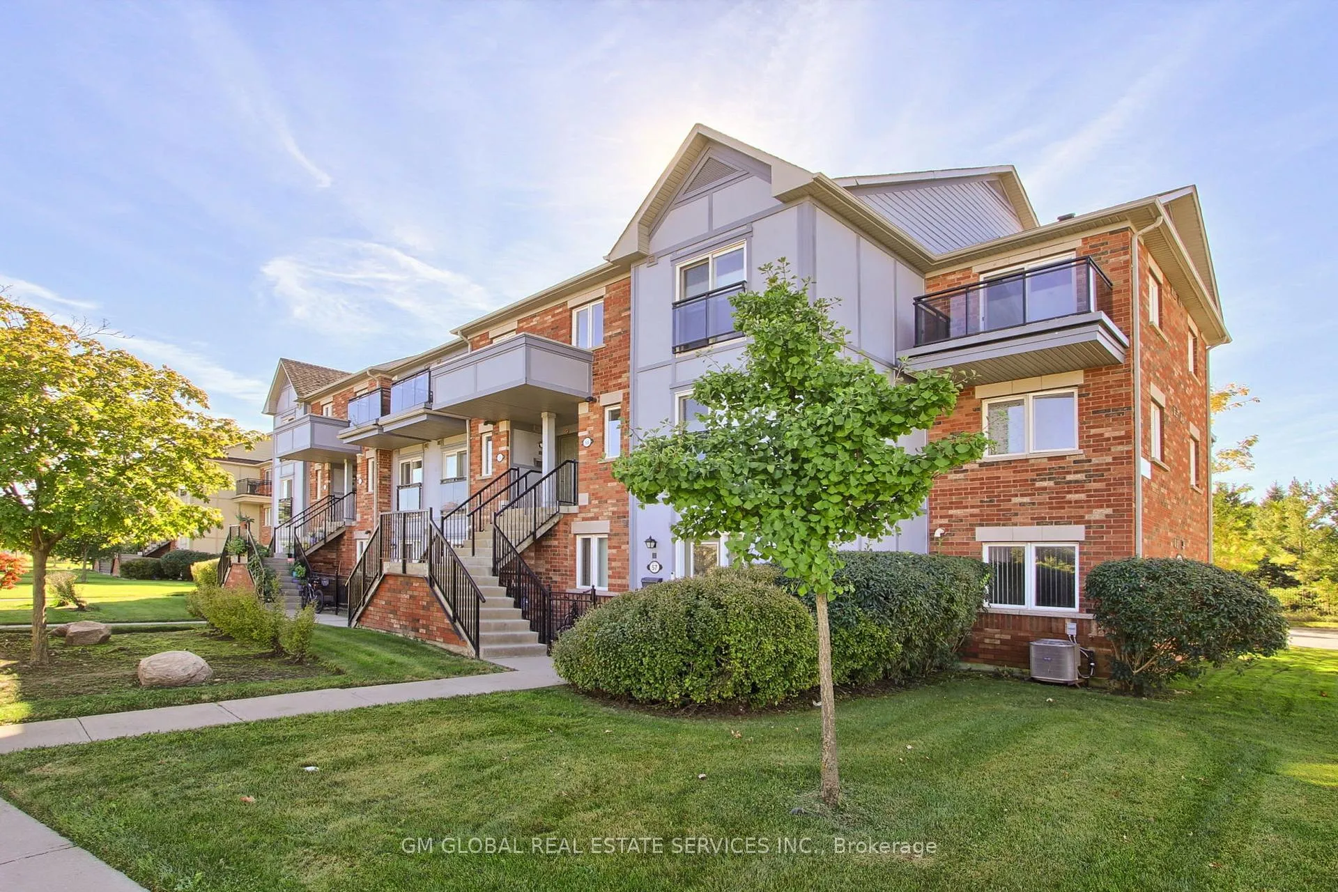 Photo 2 of Unit 60, 2275 Bur Oak Avenue, Markham, Greensborough — HOMEH