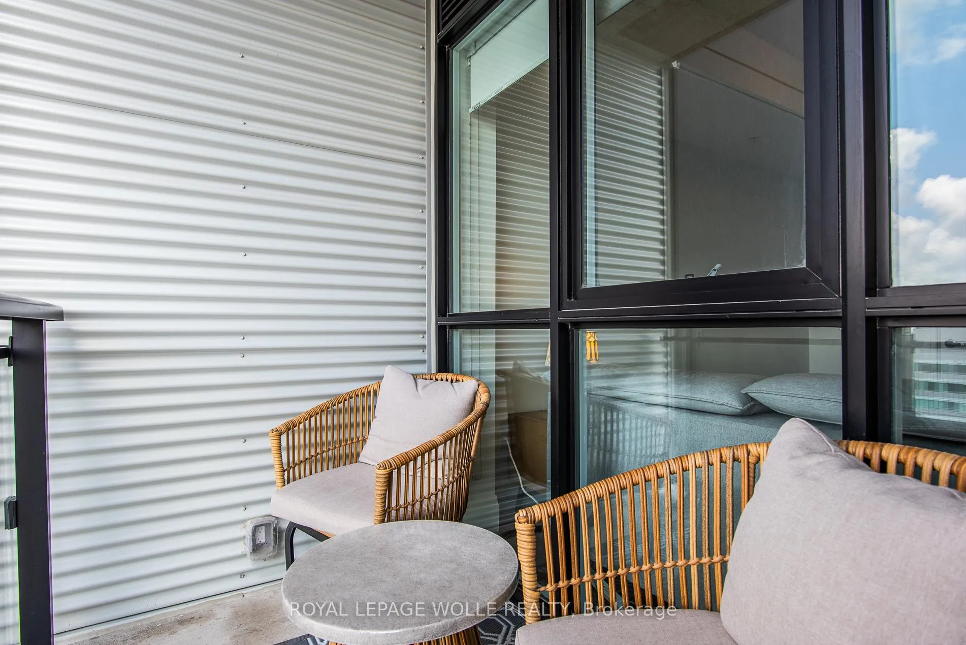Photo 20 of Unit 1601, 60 Charles Street W, Kitchener — HOMEH