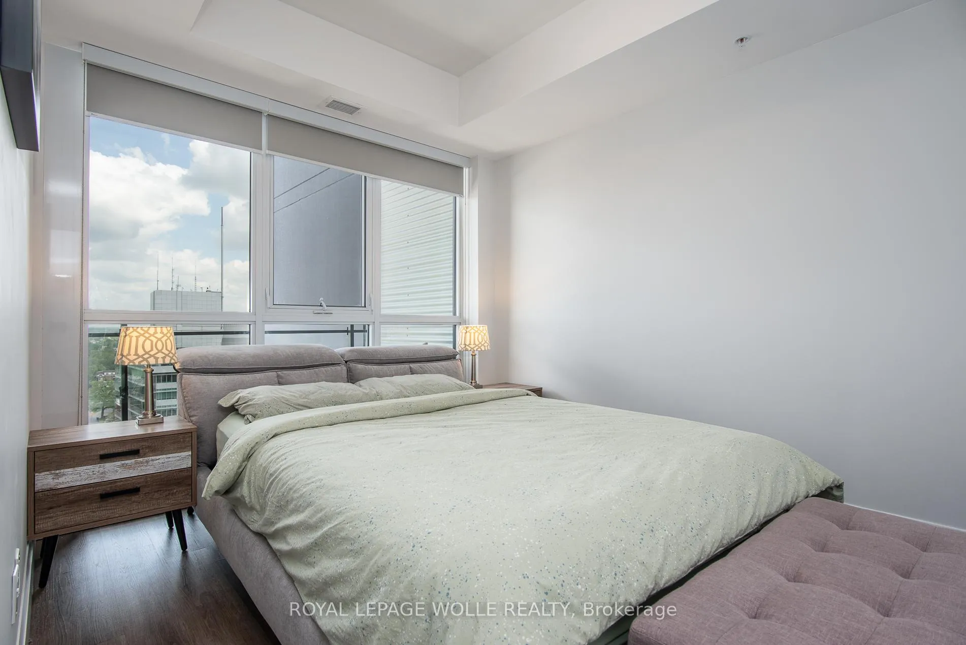 Photo 29 of Unit 1601, 60 Charles Street W, Kitchener — HOMEH