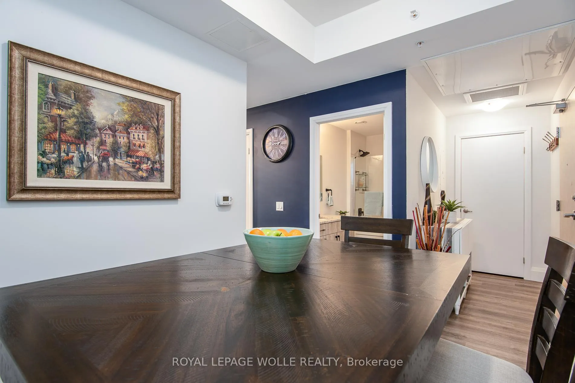 Photo 34 of Unit 1601, 60 Charles Street W, Kitchener — HOMEH