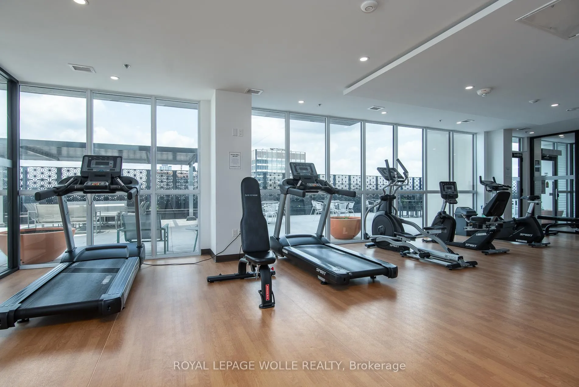 Photo 39 of Unit 1601, 60 Charles Street W, Kitchener — HOMEH
