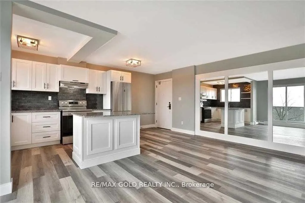 Photo 2 of Unit 57, 2373 King Street E, Hamilton, Glenview — HOMEH