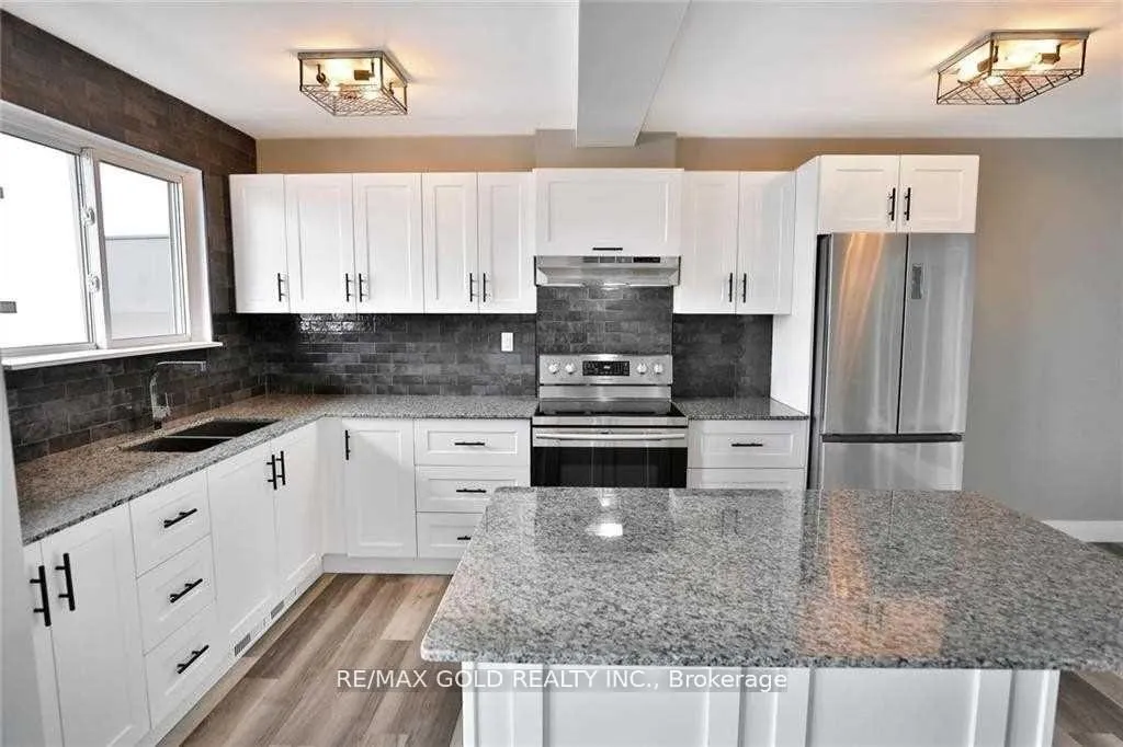Photo 5 of Unit 57, 2373 King Street E, Hamilton, Glenview — HOMEH