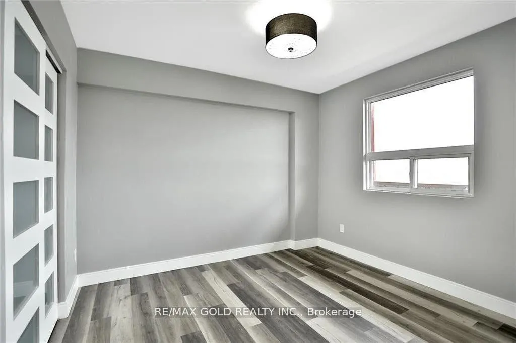 Photo 7 of Unit 57, 2373 King Street E, Hamilton, Glenview — HOMEH