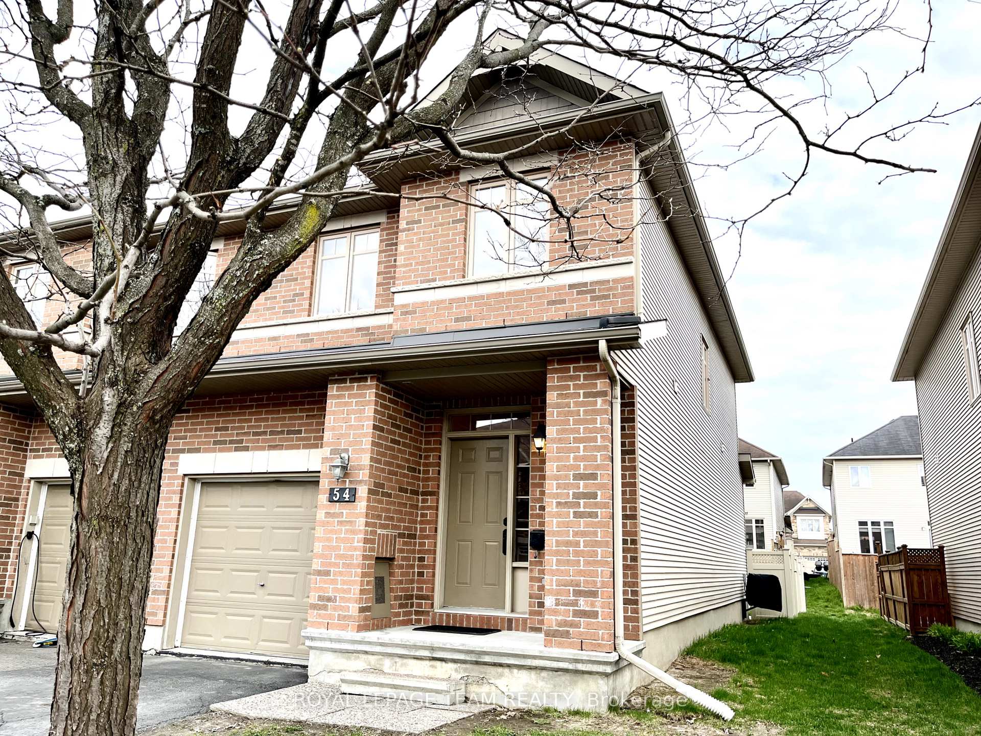 Photo 2 of 54 Madelon Drive, Ottawa, Barrhaven - Longfields — HOMEH