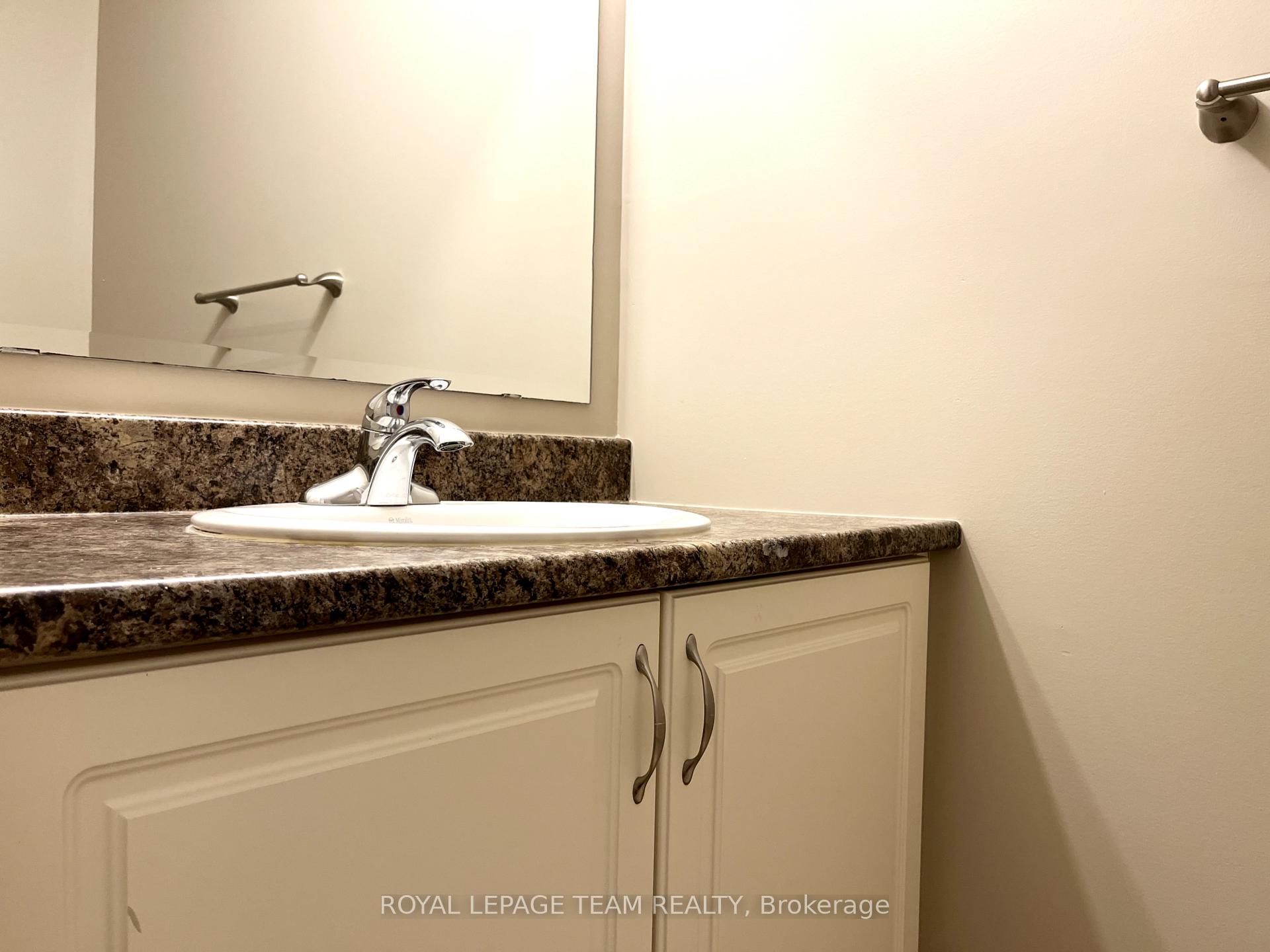 Photo 4 of 54 Madelon Drive, Ottawa, Barrhaven - Longfields — HOMEH
