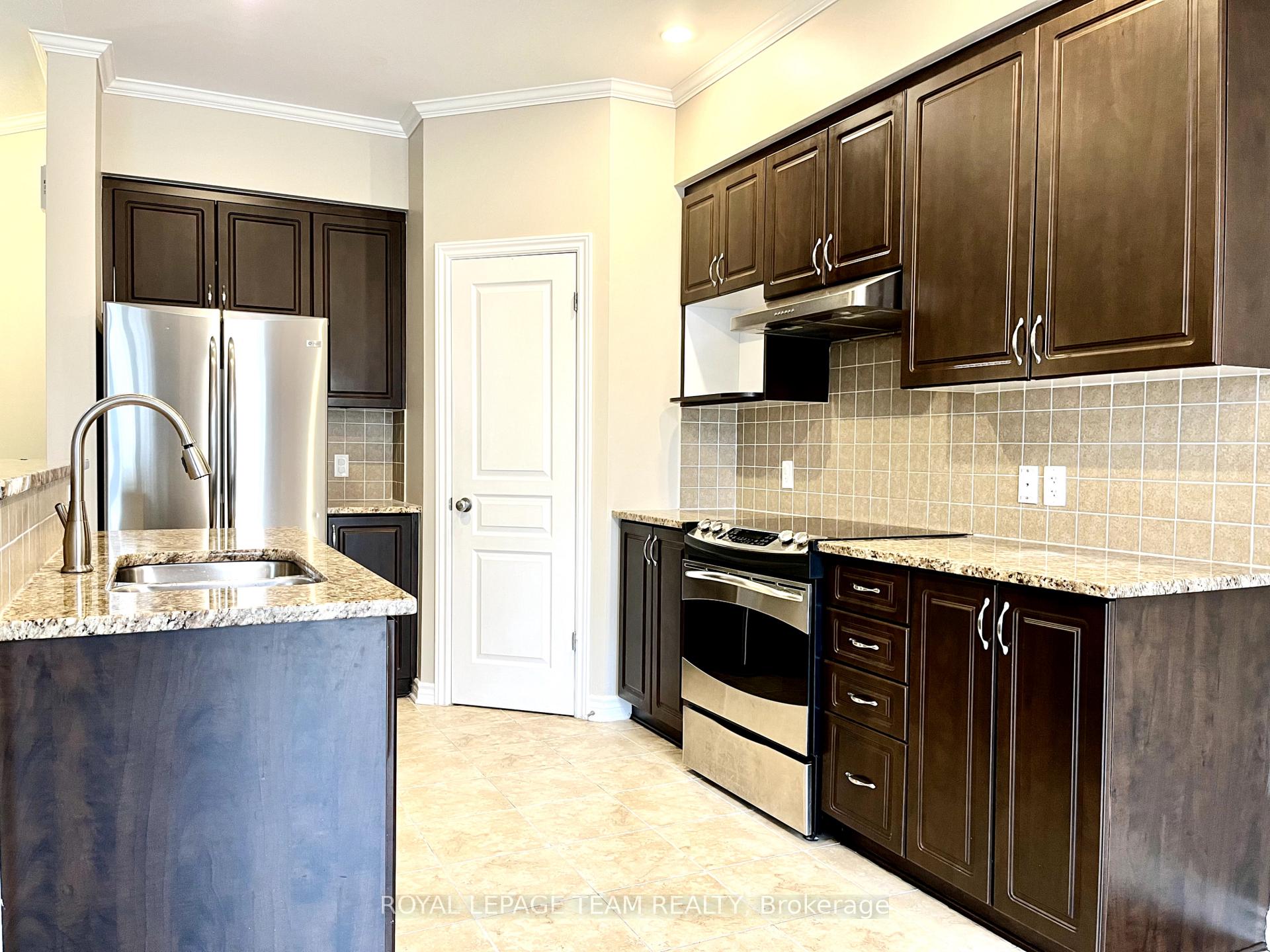 Photo 10 of 54 Madelon Drive, Ottawa, Barrhaven - Longfields — HOMEH