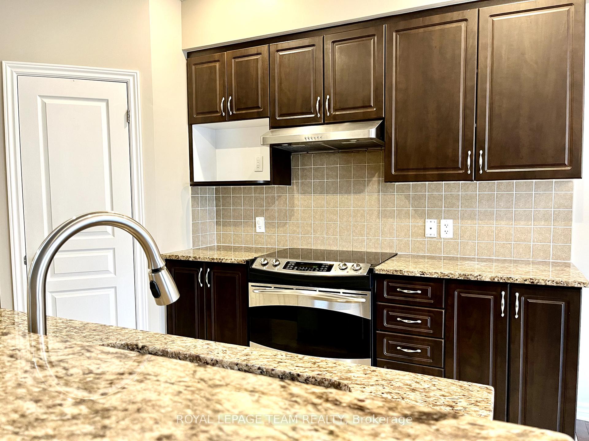 Photo 11 of 54 Madelon Drive, Ottawa, Barrhaven - Longfields — HOMEH