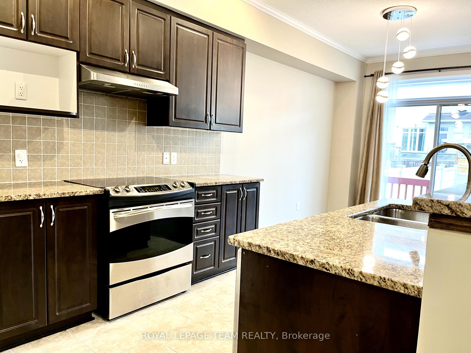 Photo 13 of 54 Madelon Drive, Ottawa, Barrhaven - Longfields — HOMEH