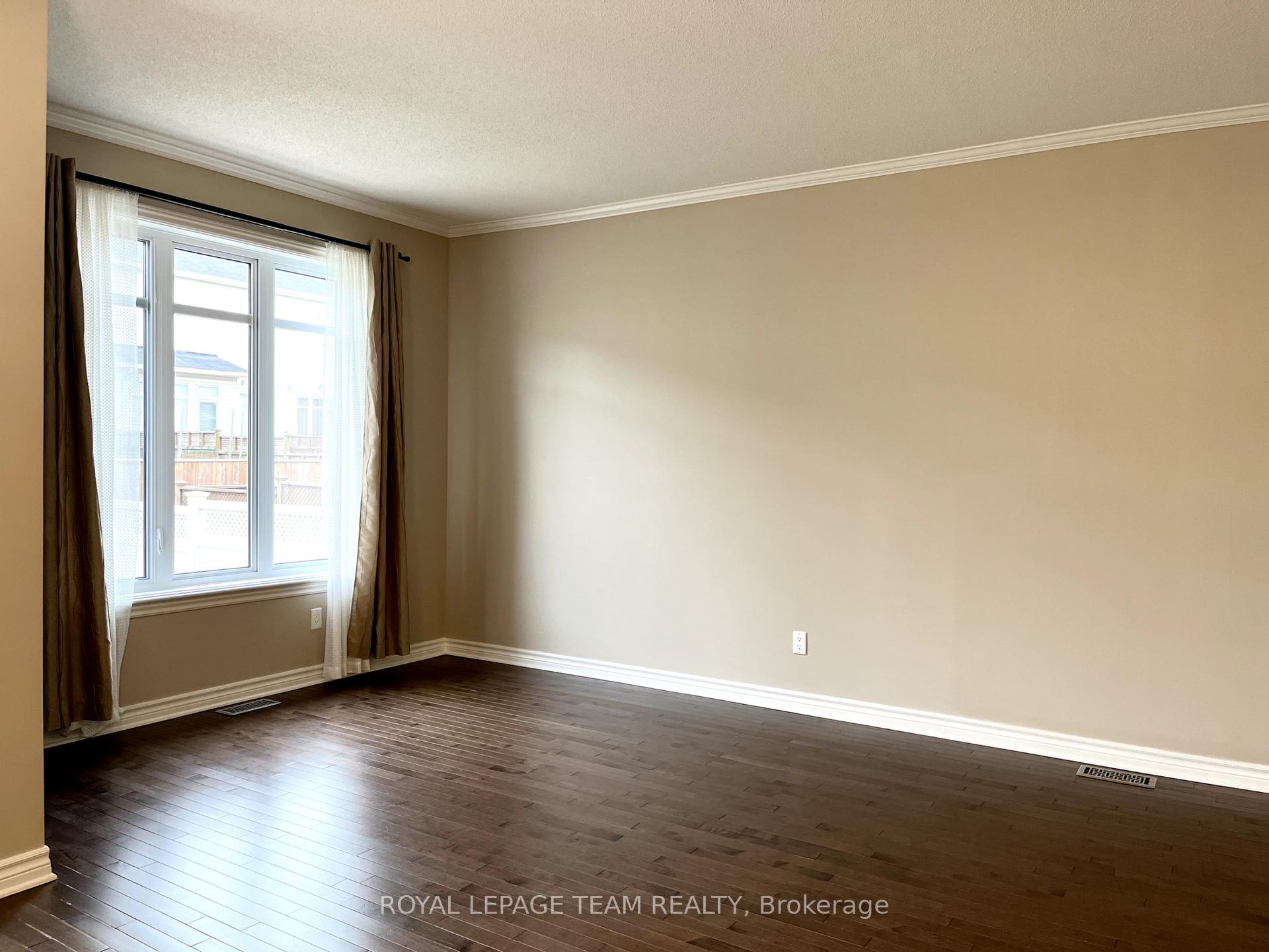 Photo 16 of 54 Madelon Drive, Ottawa, Barrhaven - Longfields — HOMEH