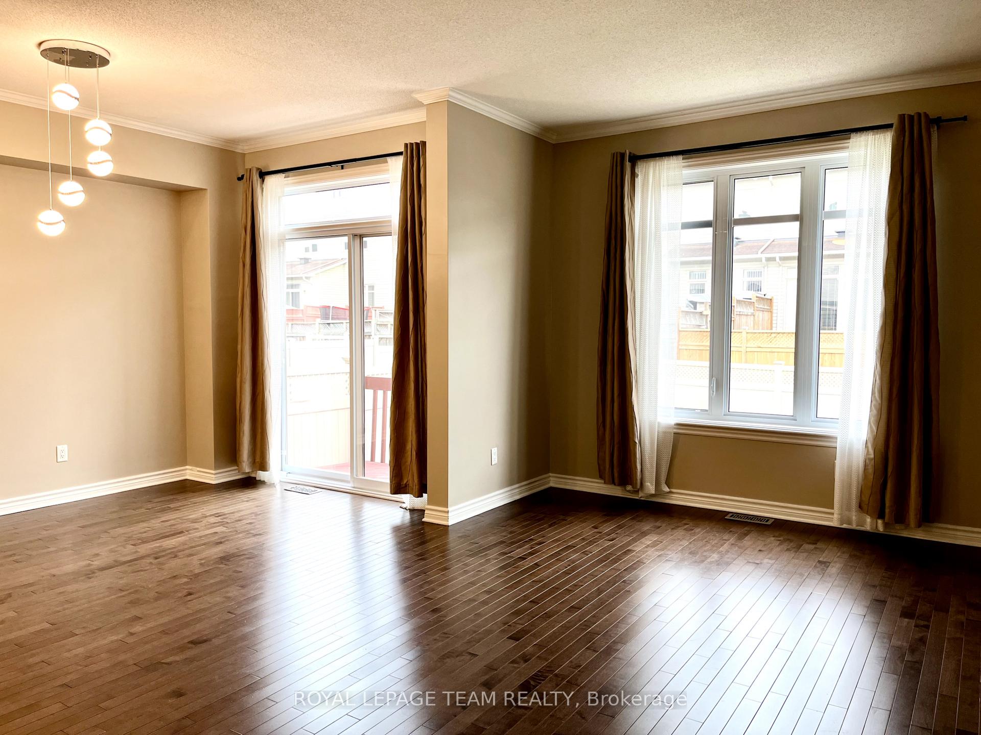 Photo 17 of 54 Madelon Drive, Ottawa, Barrhaven - Longfields — HOMEH