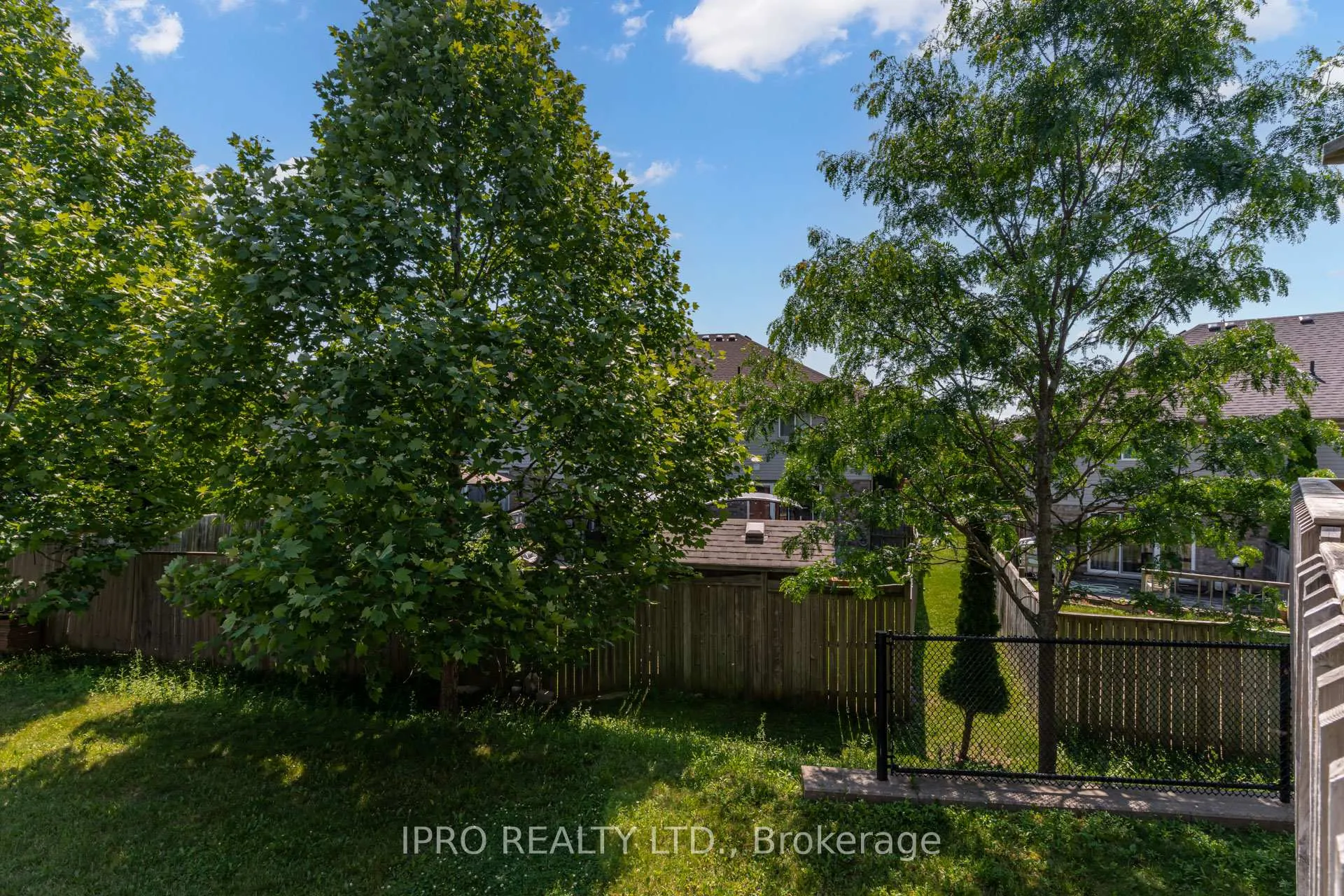 Photo 13 of Unit 16B, 388 Old Huron Road, Kitchener — HOMEH