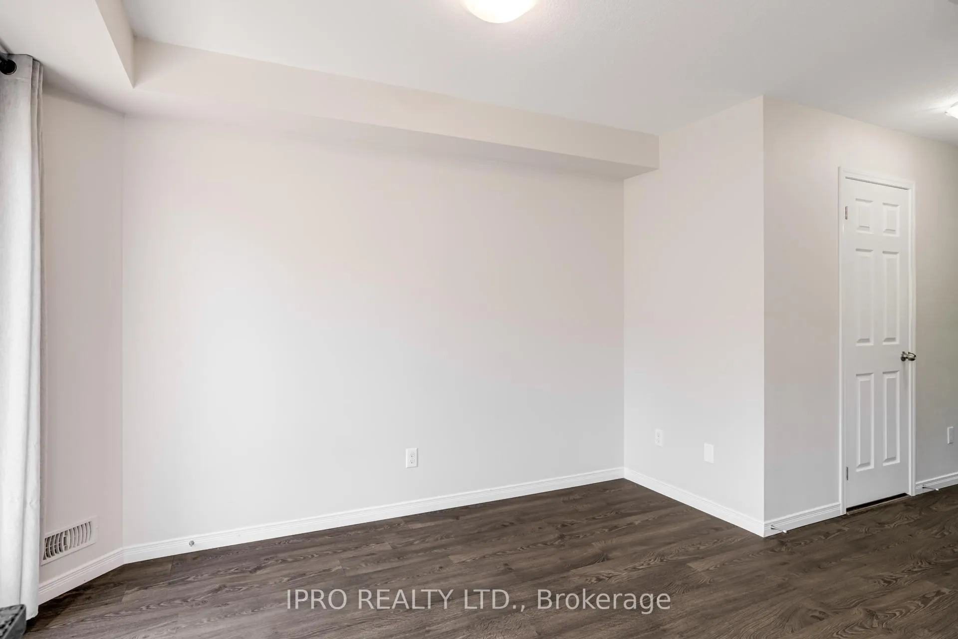 Photo 33 of Unit 16B, 388 Old Huron Road, Kitchener — HOMEH