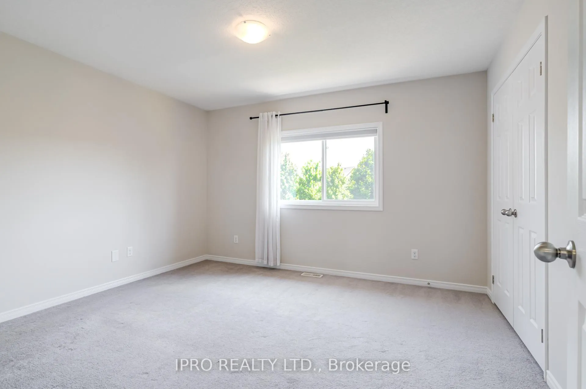Photo 36 of Unit 16B, 388 Old Huron Road, Kitchener — HOMEH