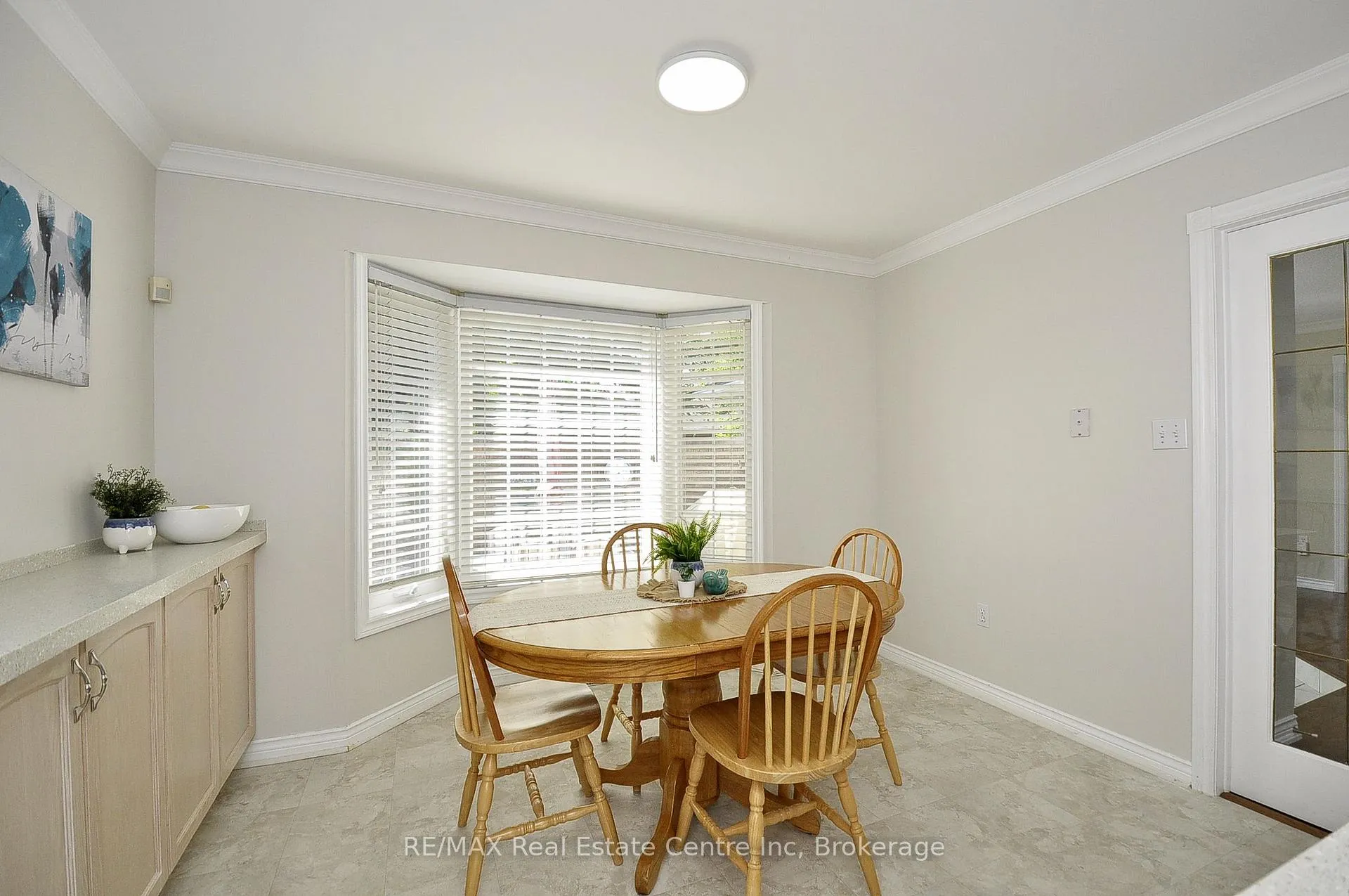 Photo 11 of Unit 5, 95 Beasley Crescent, Waterloo — HOMEH