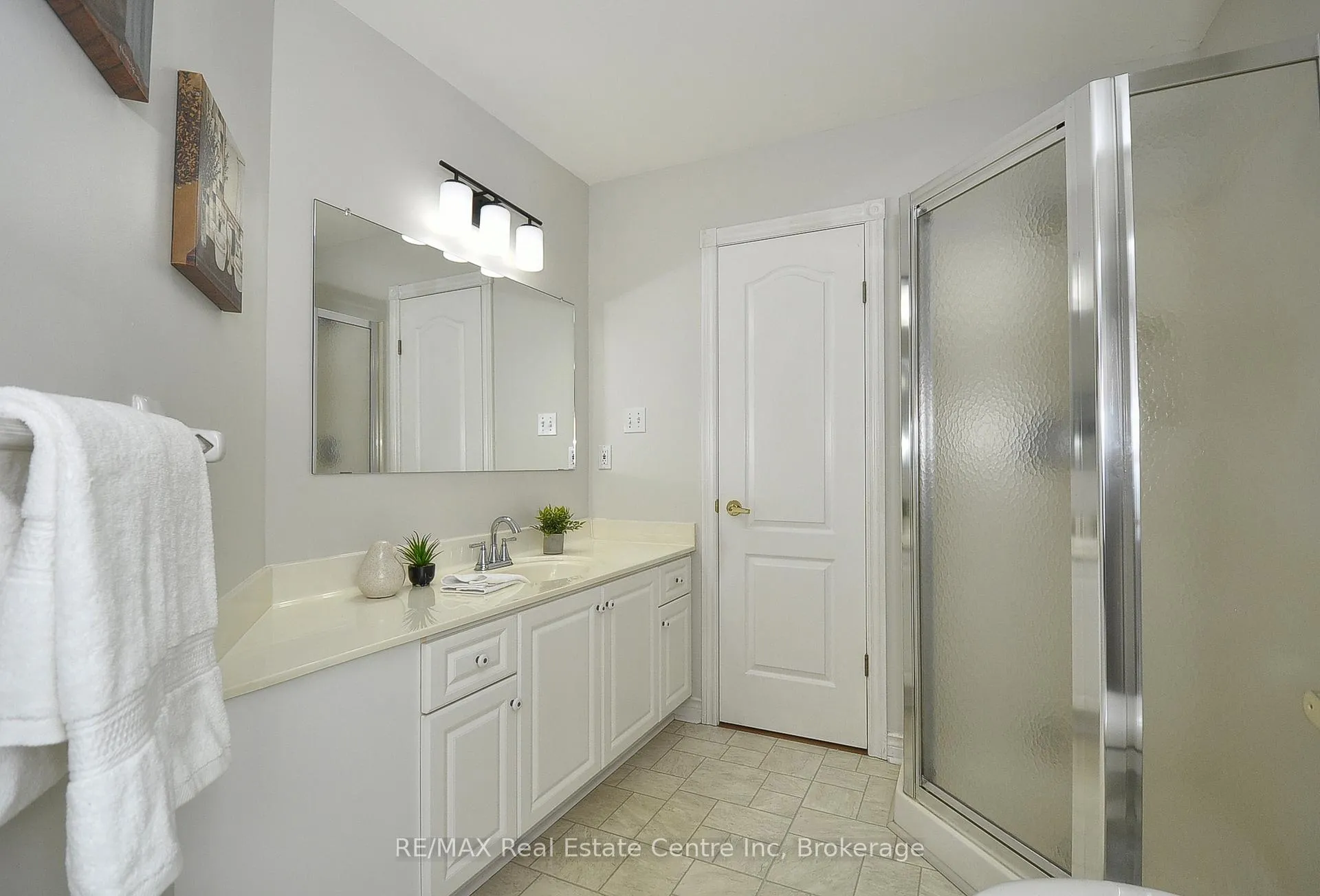 Photo 31 of Unit 5, 95 Beasley Crescent, Waterloo — HOMEH