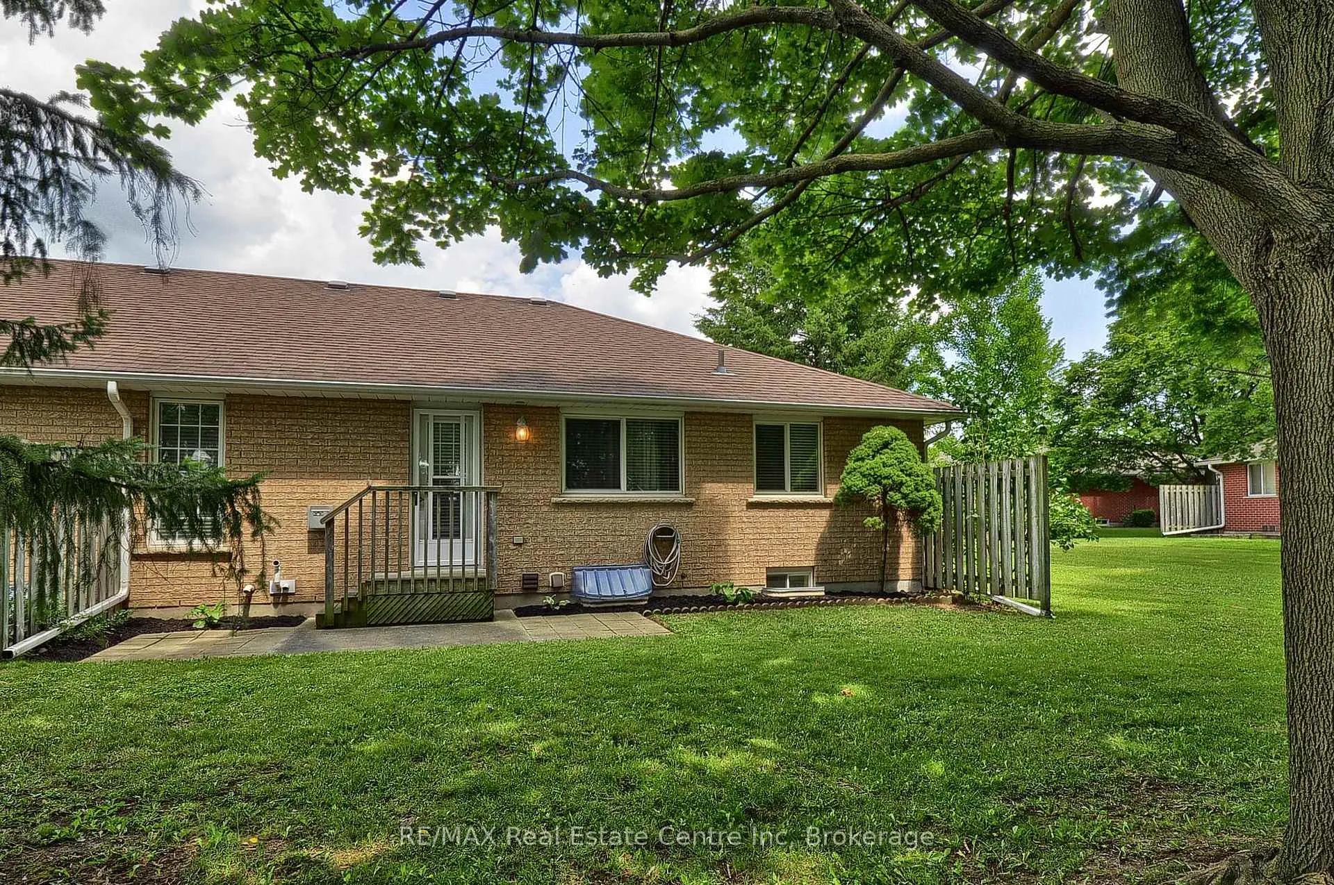 Photo 46 of Unit 5, 95 Beasley Crescent, Waterloo — HOMEH